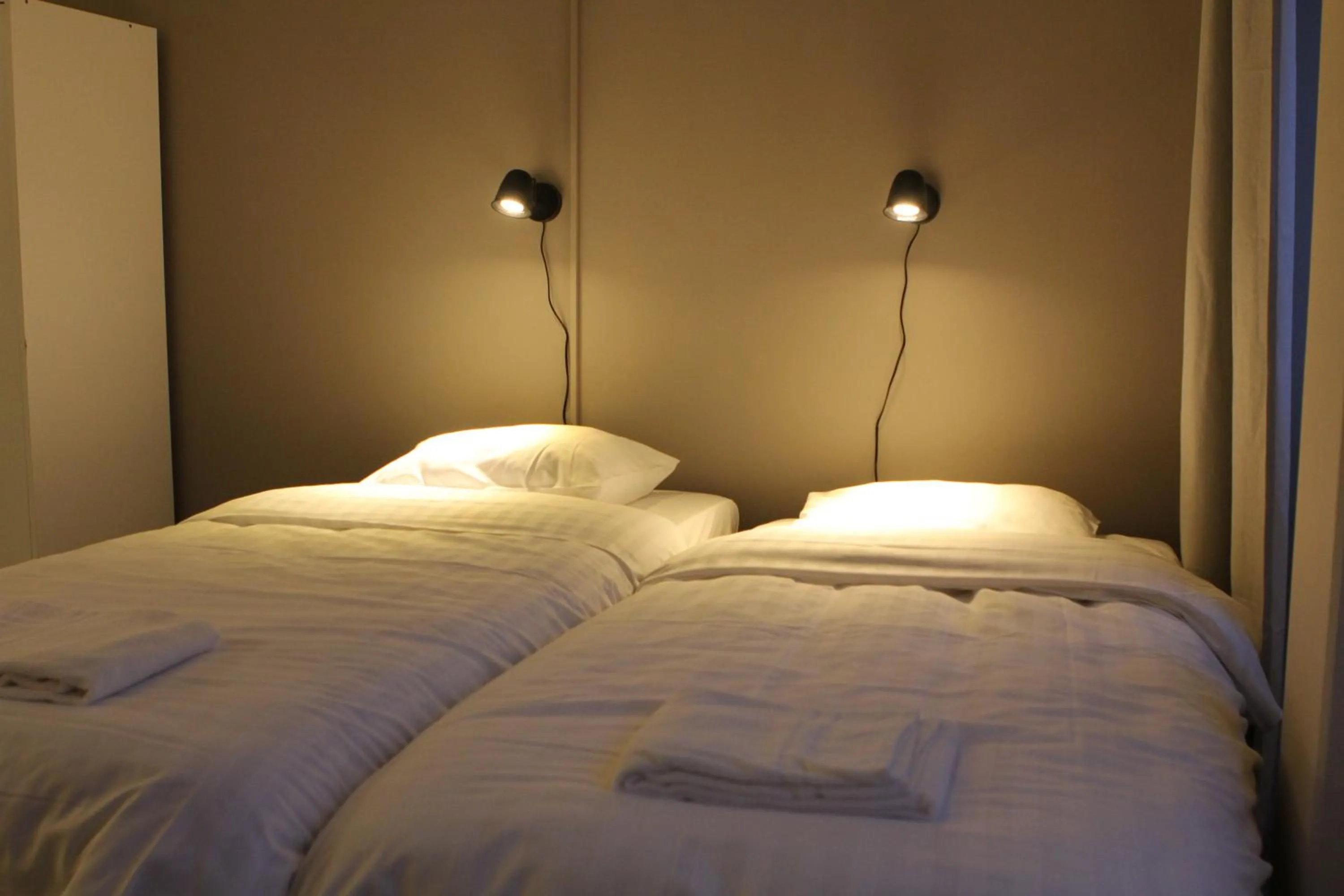 Bed in Hotell Bromma