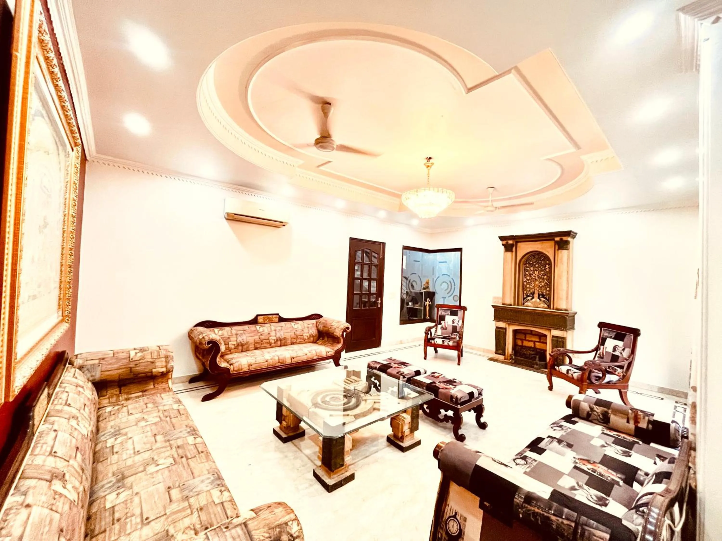 TV and multimedia in South INN near AIIMS Hospital Green Park South Delhi