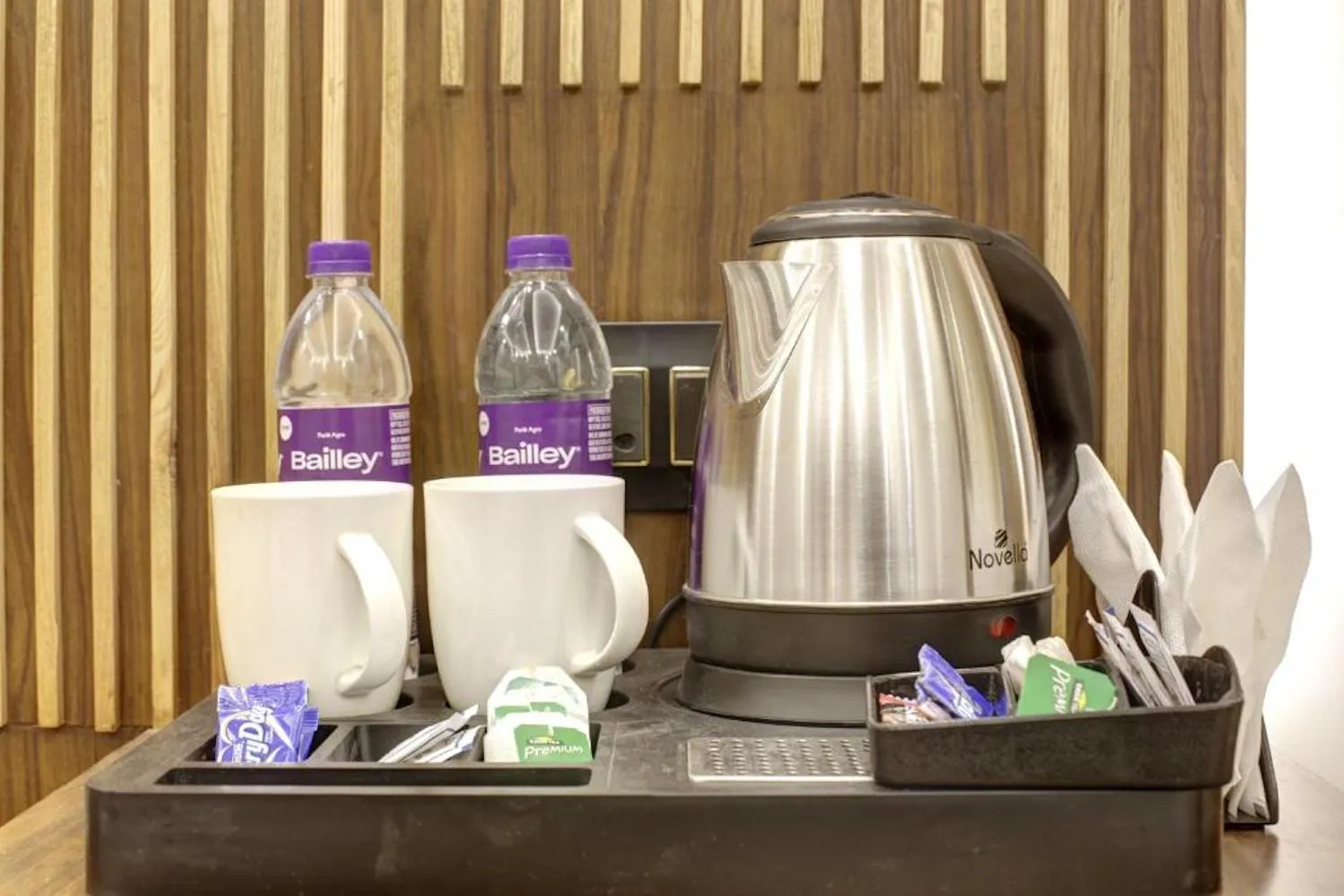 Coffee/tea facilities in South INN near AIIMS Hospital Green Park South Delhi