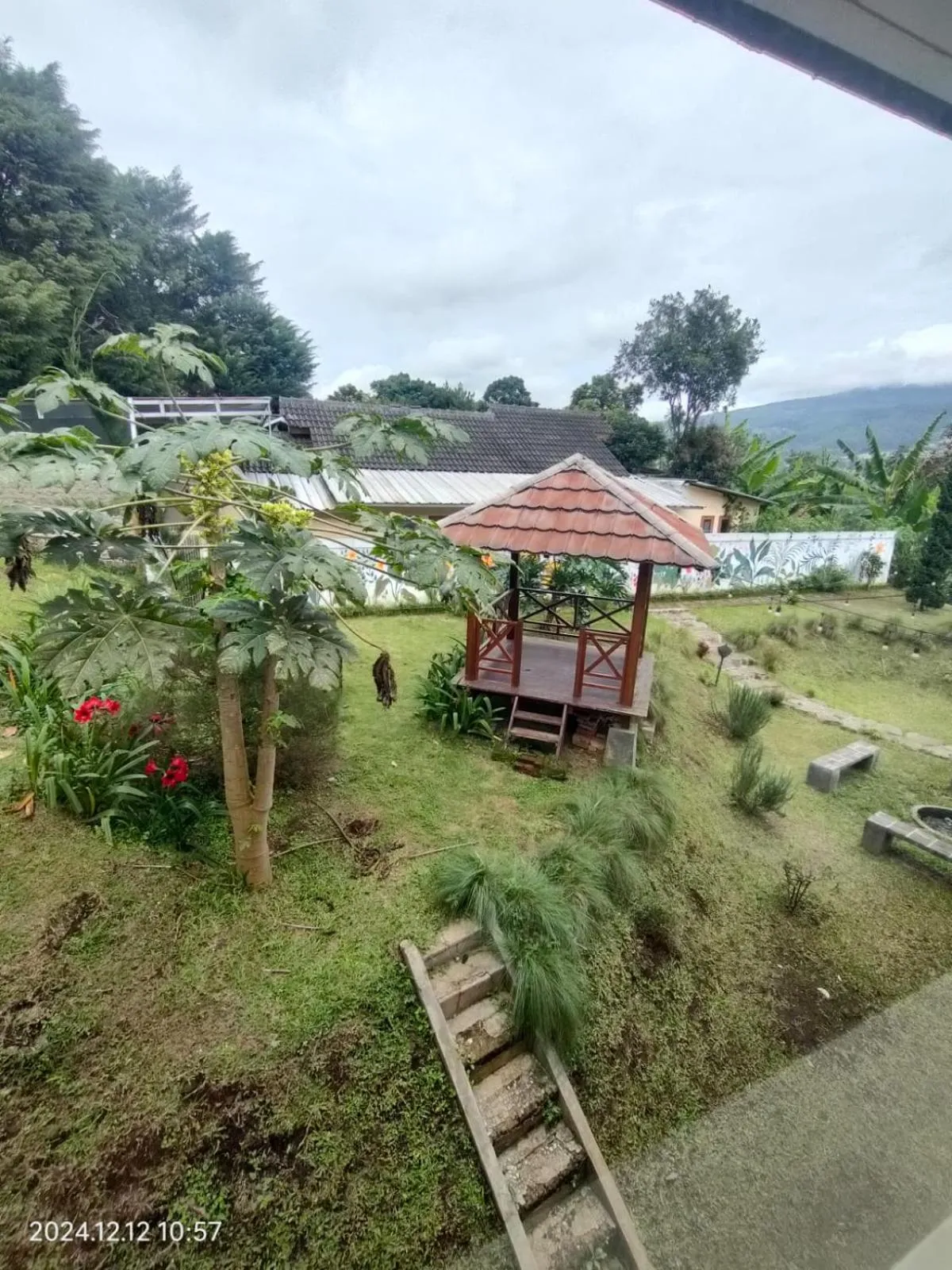 Garden in NTC Lembang by Kuncara PHM