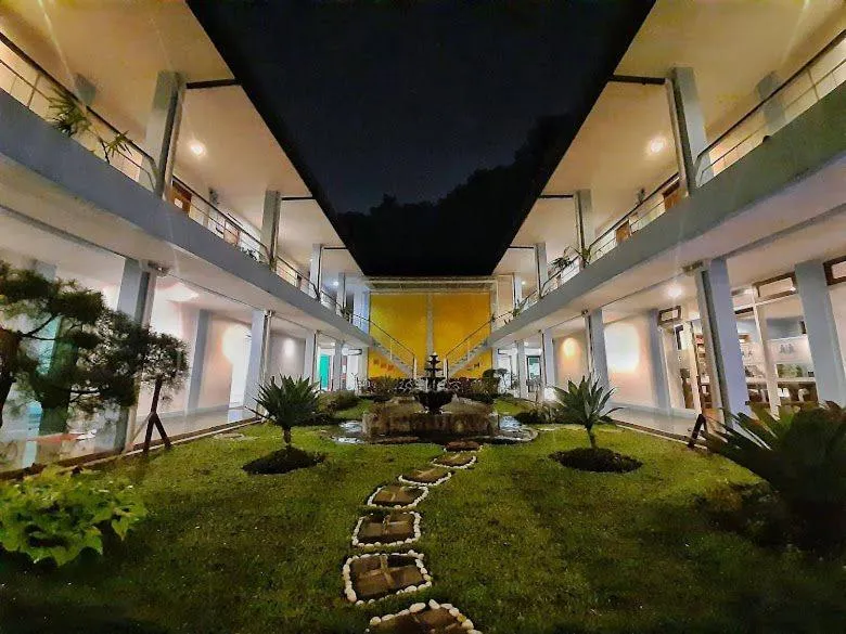 Garden in NTC Lembang by Kuncara PHM