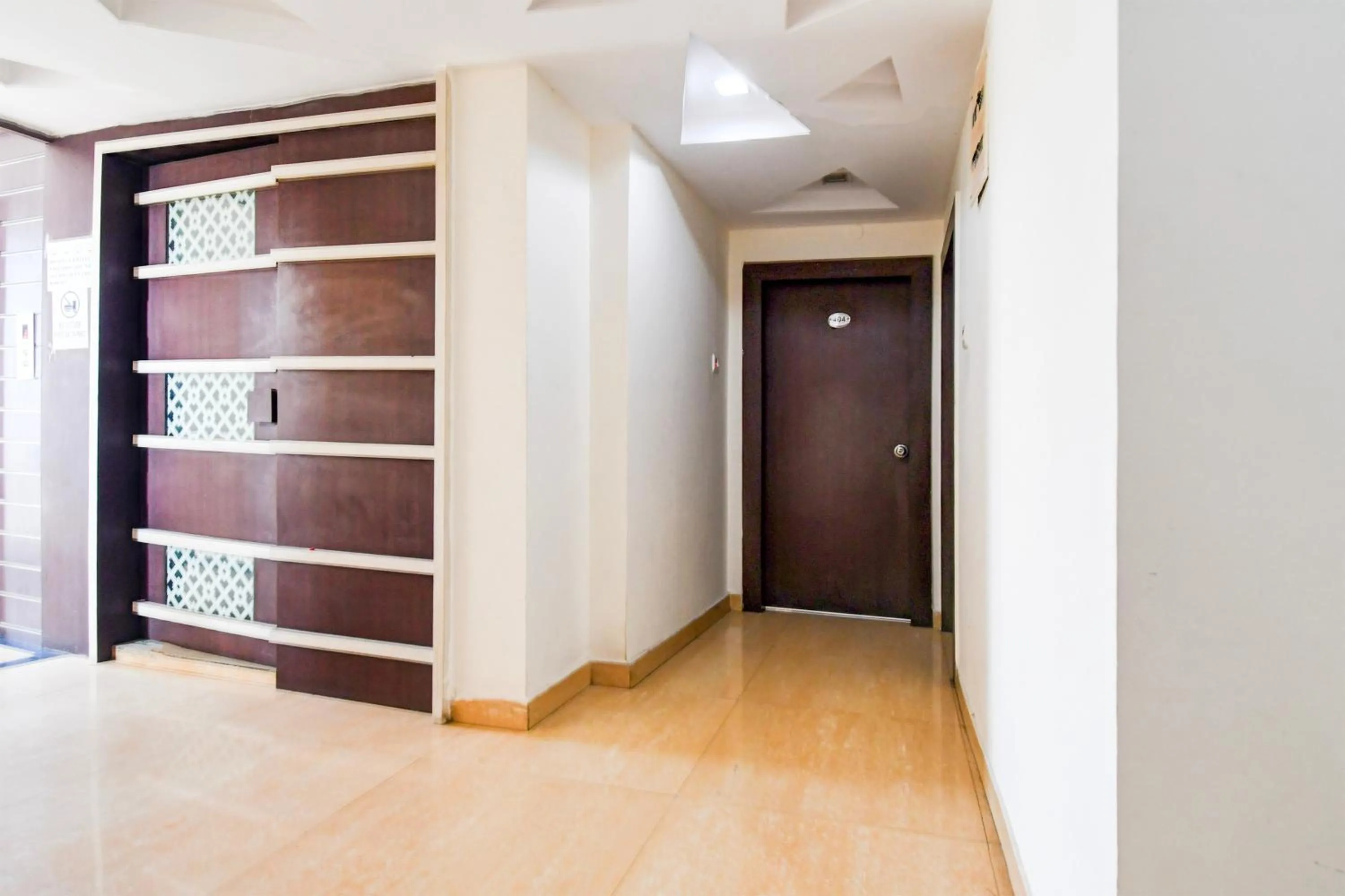 Lobby or reception in Hotel O Park Street Inn