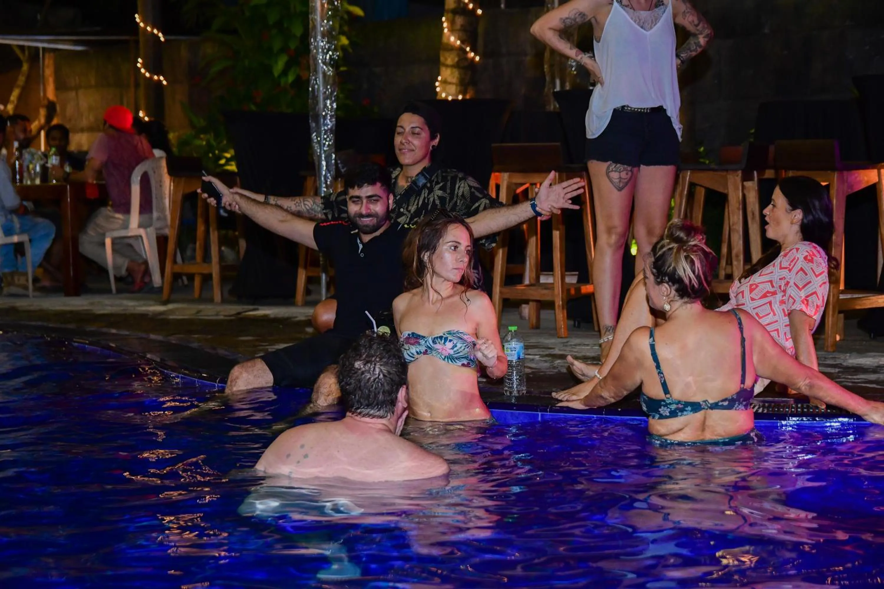 Evening entertainment in Hotel Sunray