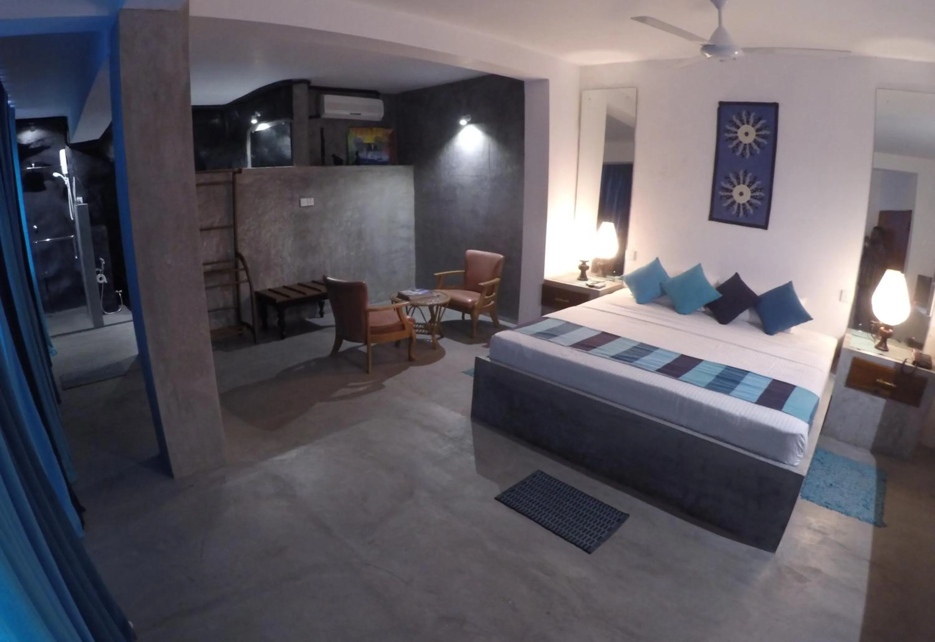 King Room with Pool View in Hotel Sunray