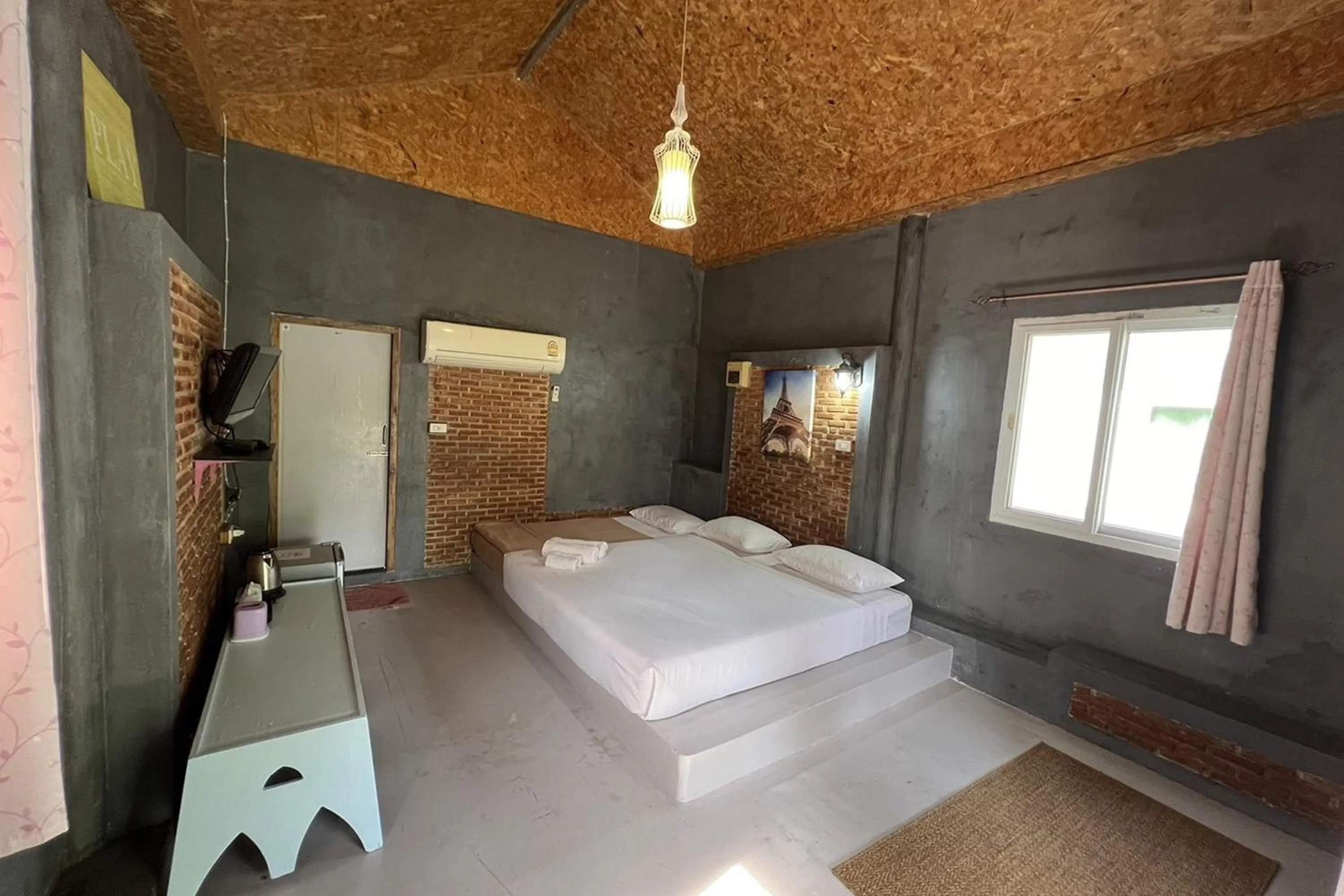 Bed in Kalacanal resort