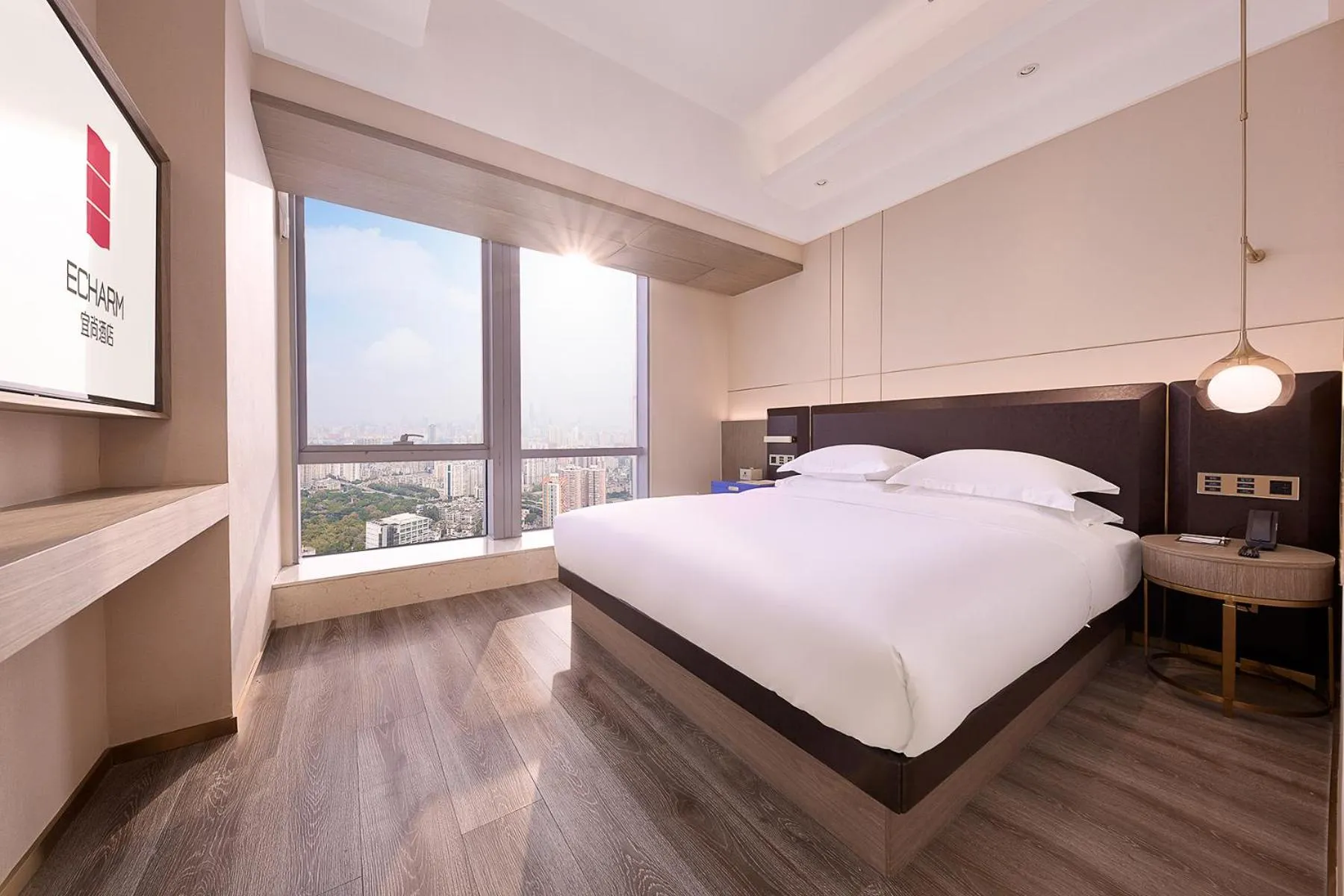 Bed in Echarm plus International Hotel Guangzhou Changgang Metro Station Branch - Free Shuttle Bus to Canton Fair Complex During Canton Fair Period