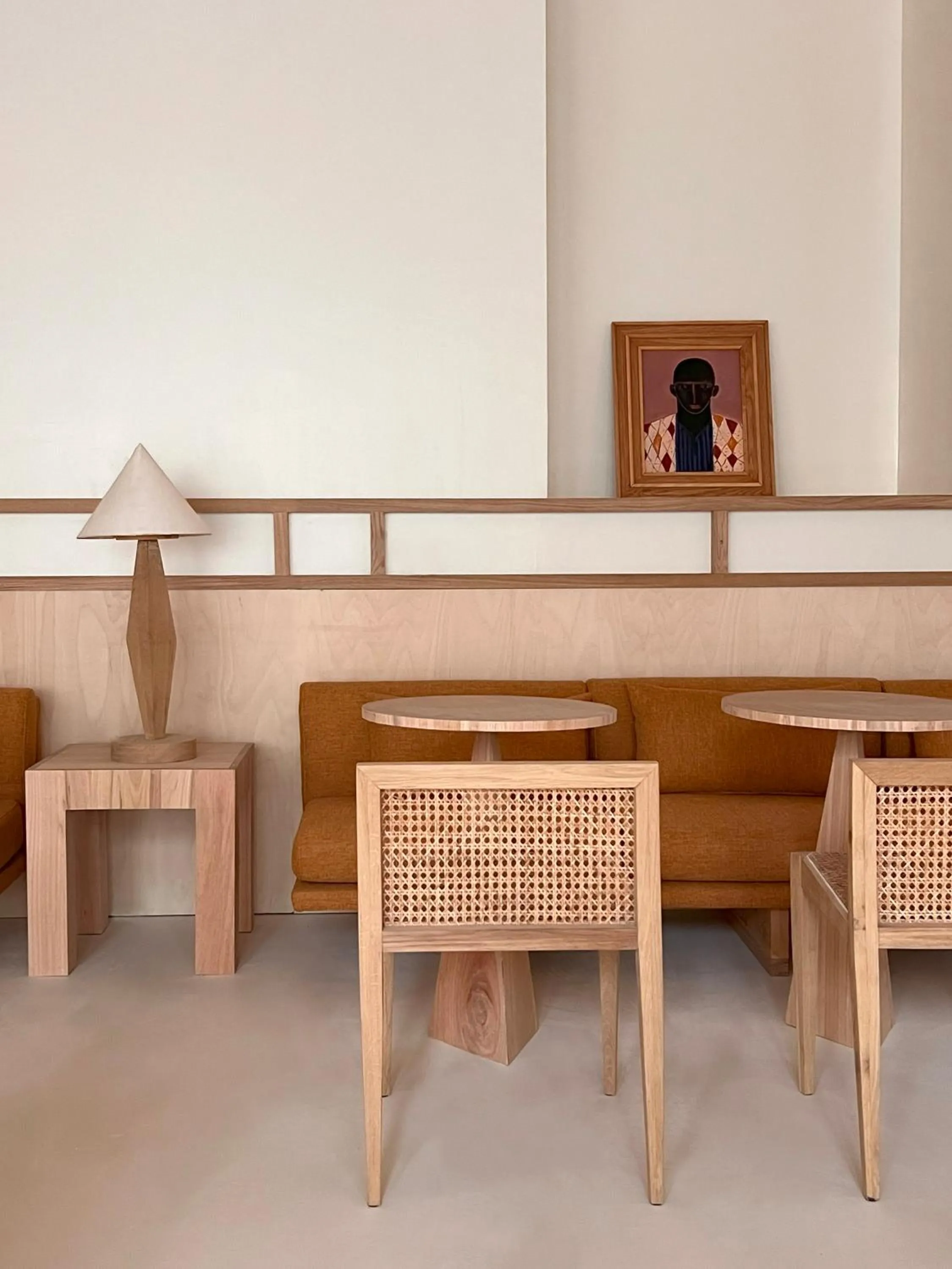 Seating area in Elysée Montmartre Hotel