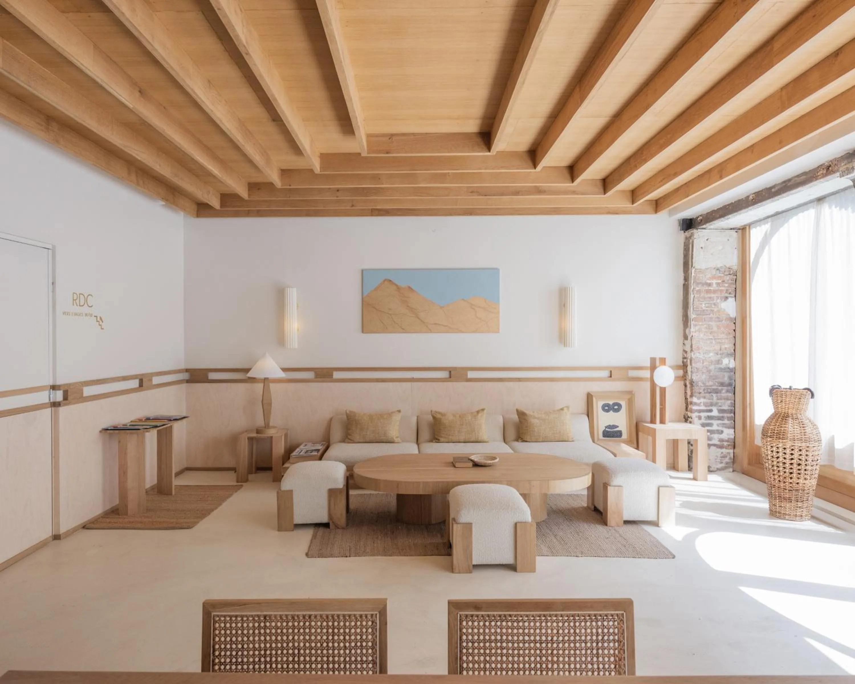 Lobby or reception, Bed in Elysée Montmartre Hotel