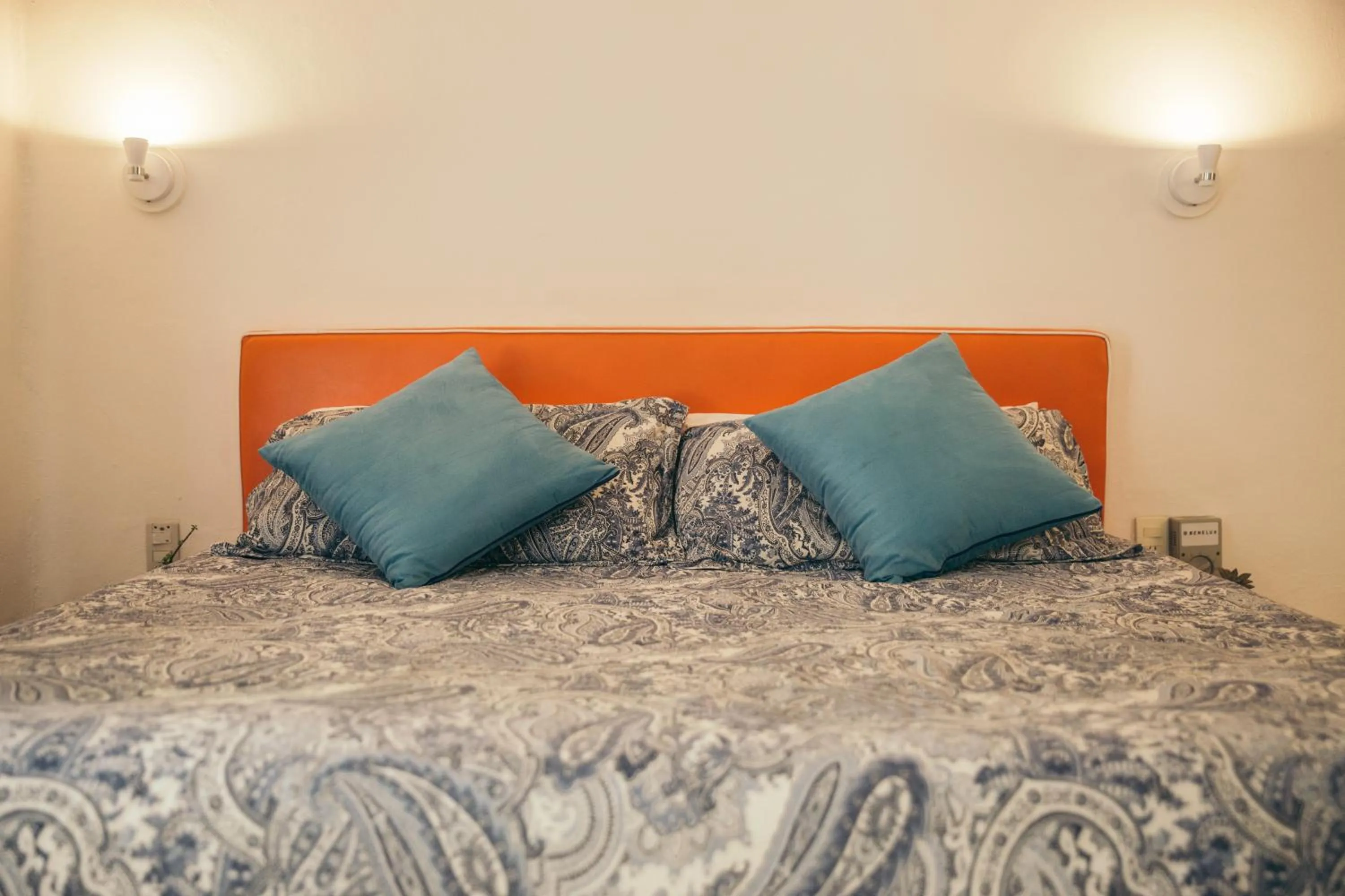 Bed in Teetotum hotel