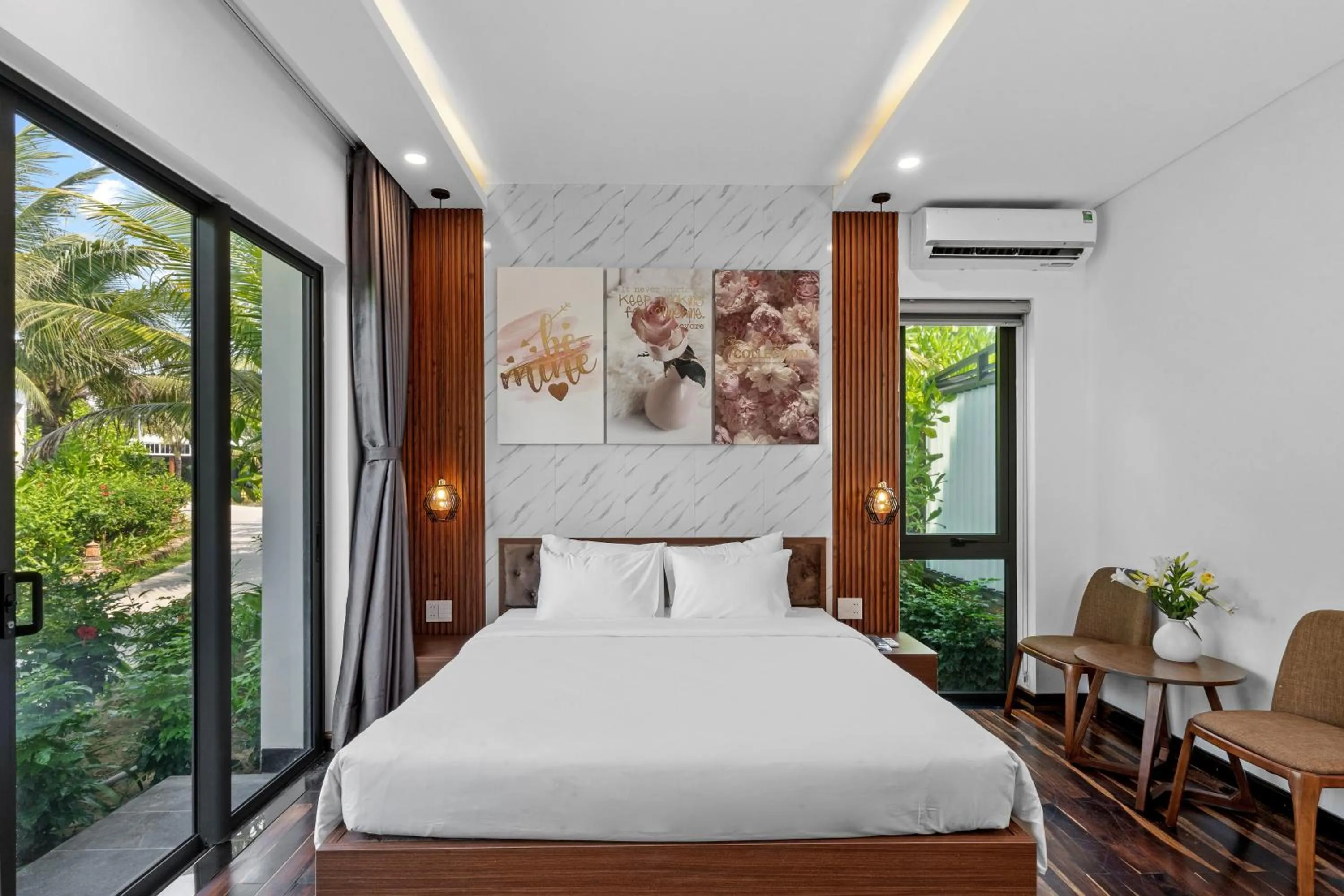 Bed in Langco Bay Retreat