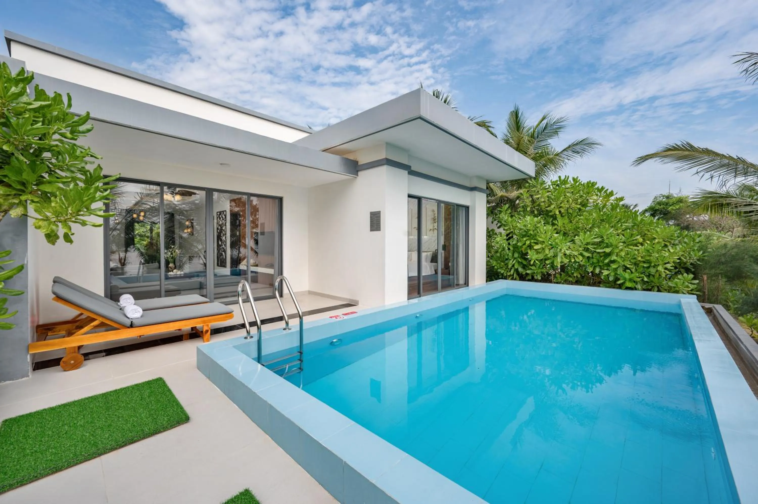 Property building in Langco Bay Retreat