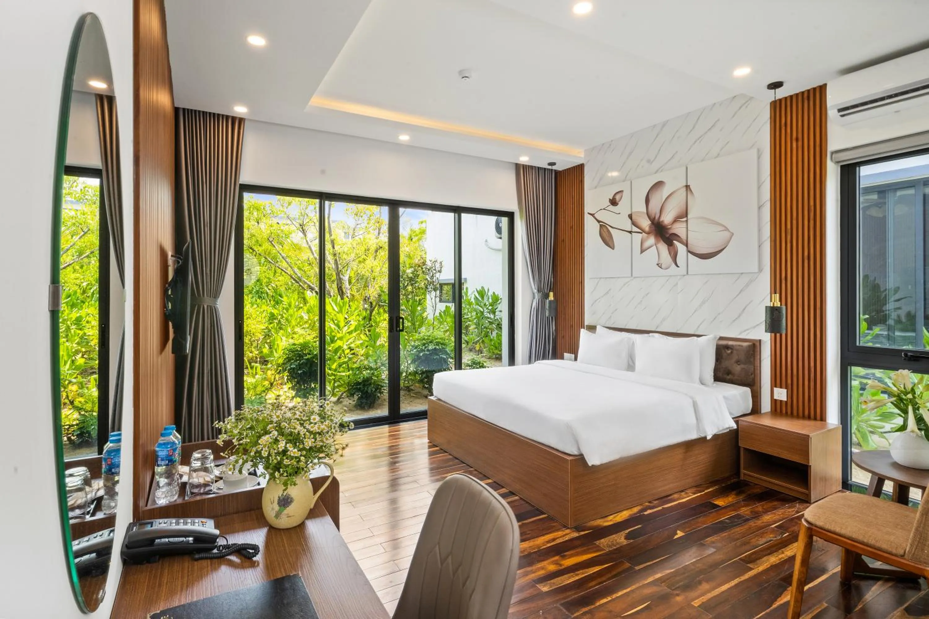 Balcony/Terrace, Bed in Langco Bay Retreat