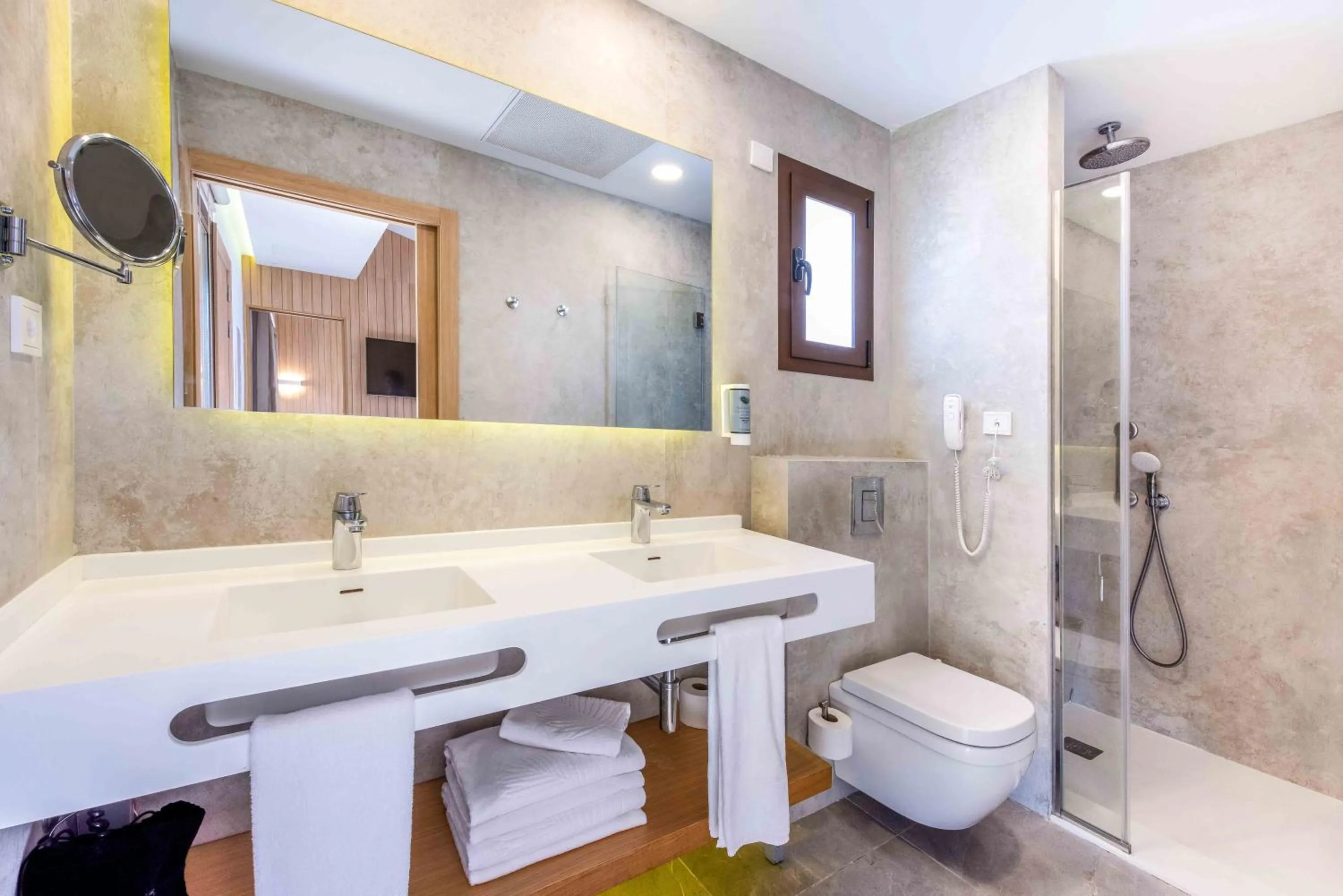 Bathroom in Valentin Playa de Muro