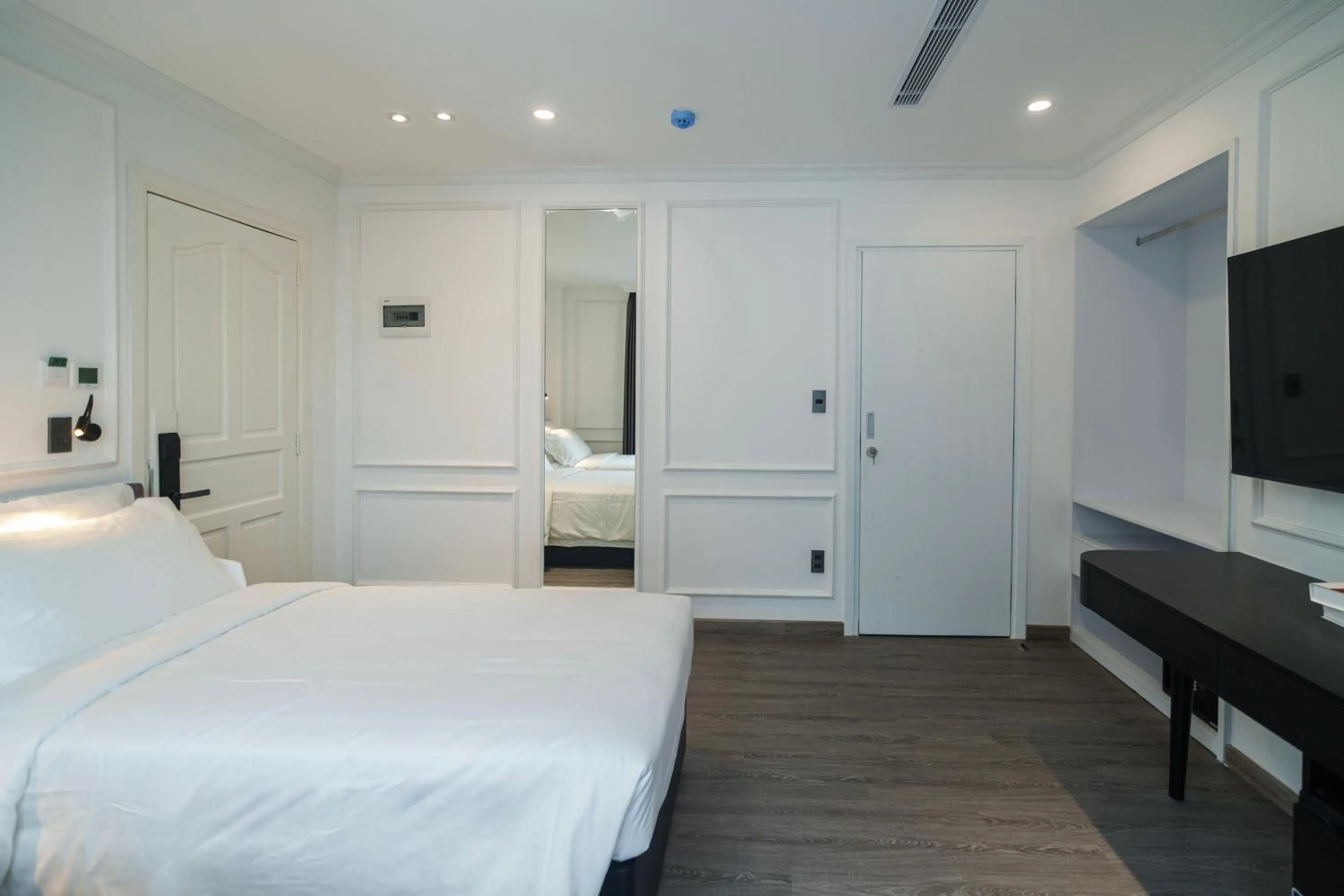 Bed in CityHouse- El Pino Realm at Metro Ben Thanh Market