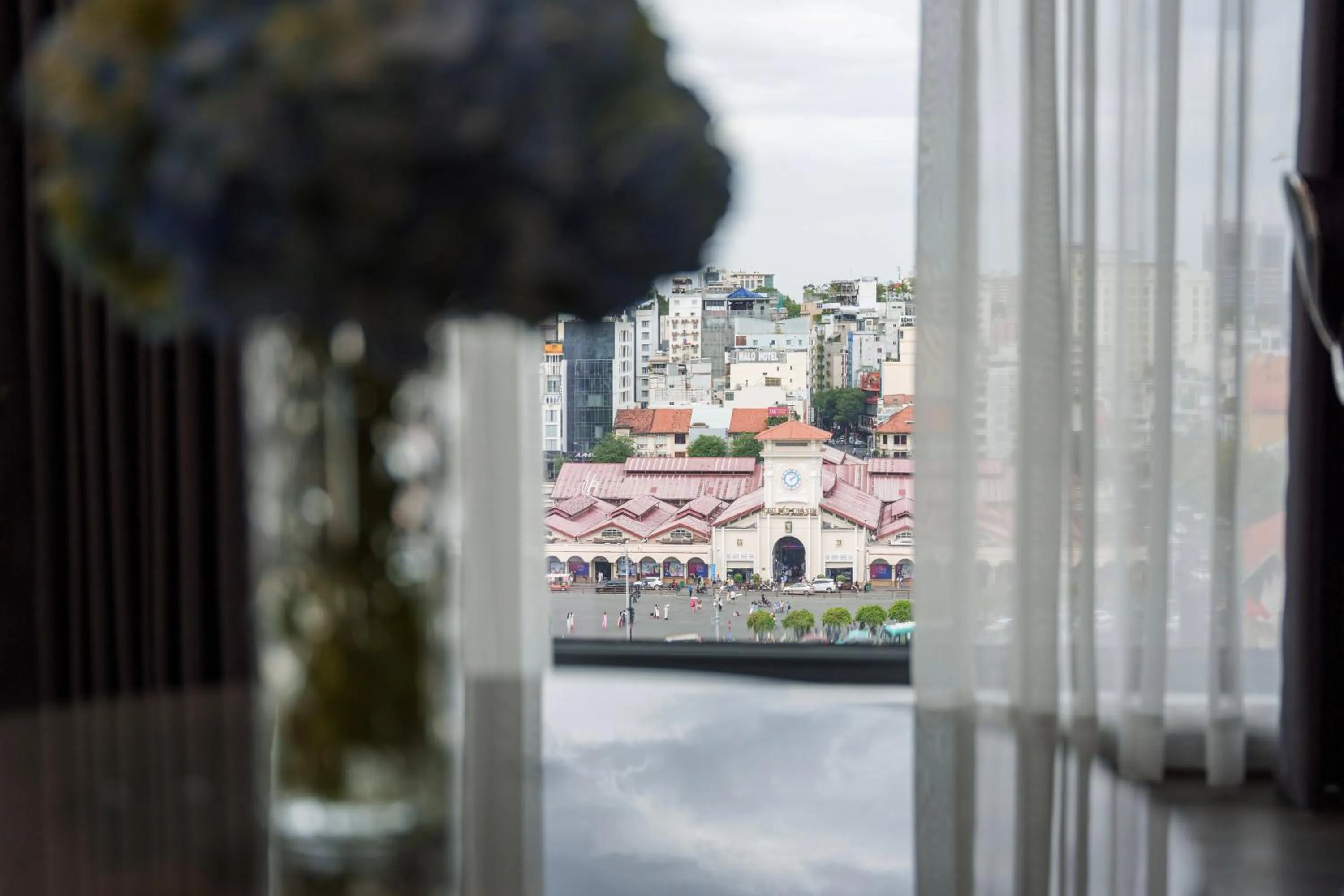 City view in CityHouse- El Pino Realm at Metro Ben Thanh Market