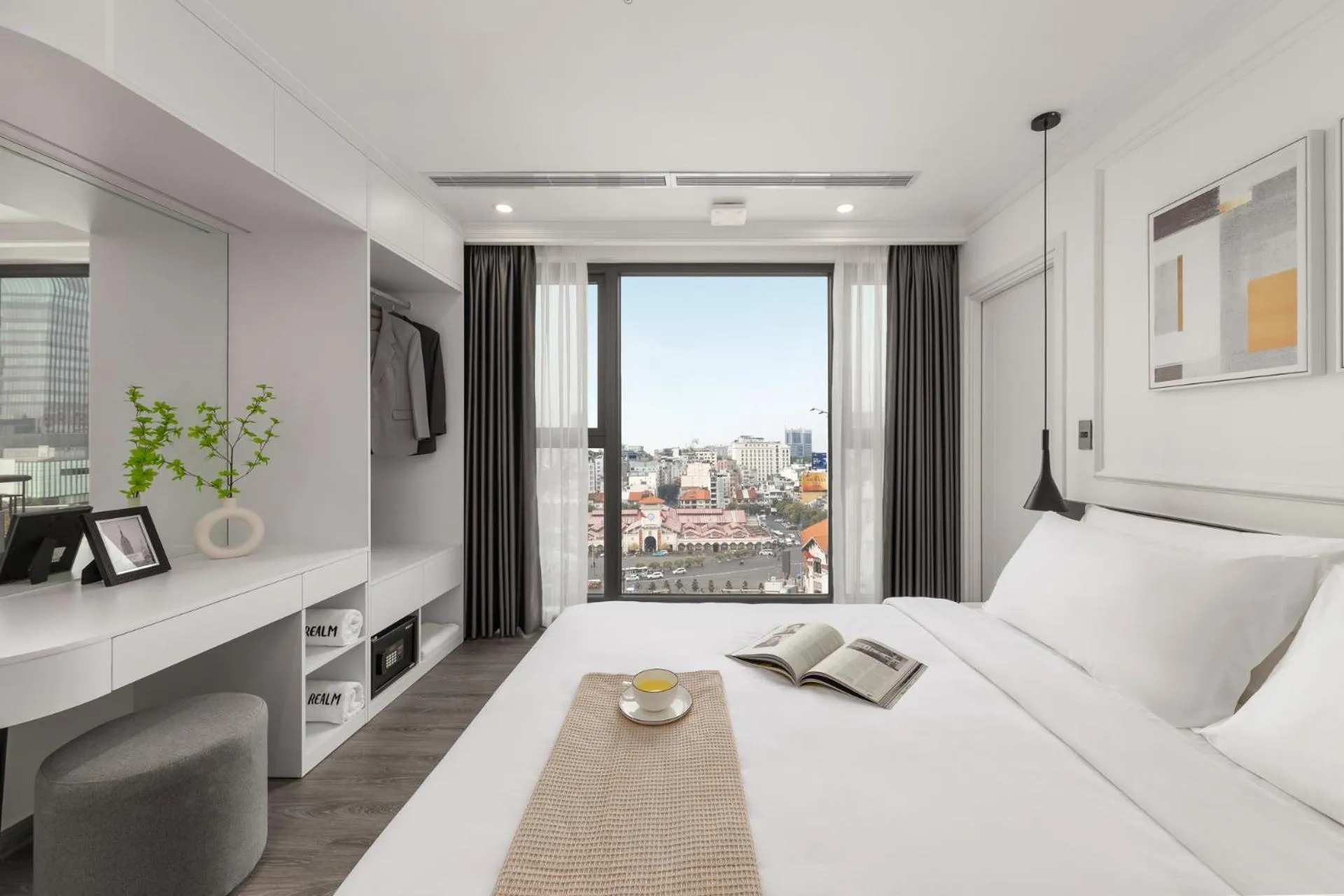 Bed in CityHouse- El Pino Realm at Metro Ben Thanh Market