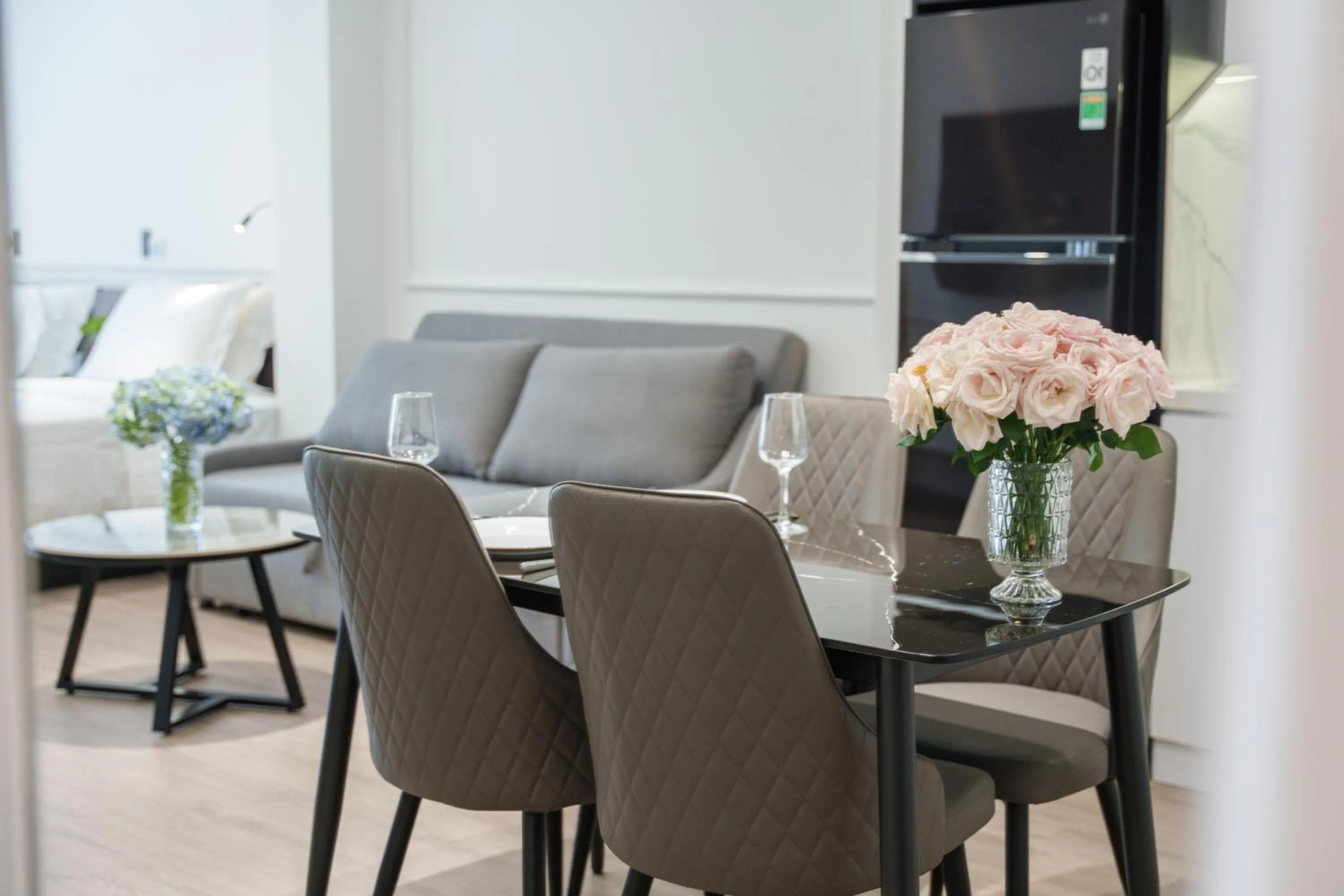 Seating area in CityHouse- El Pino Realm at Metro Ben Thanh Market