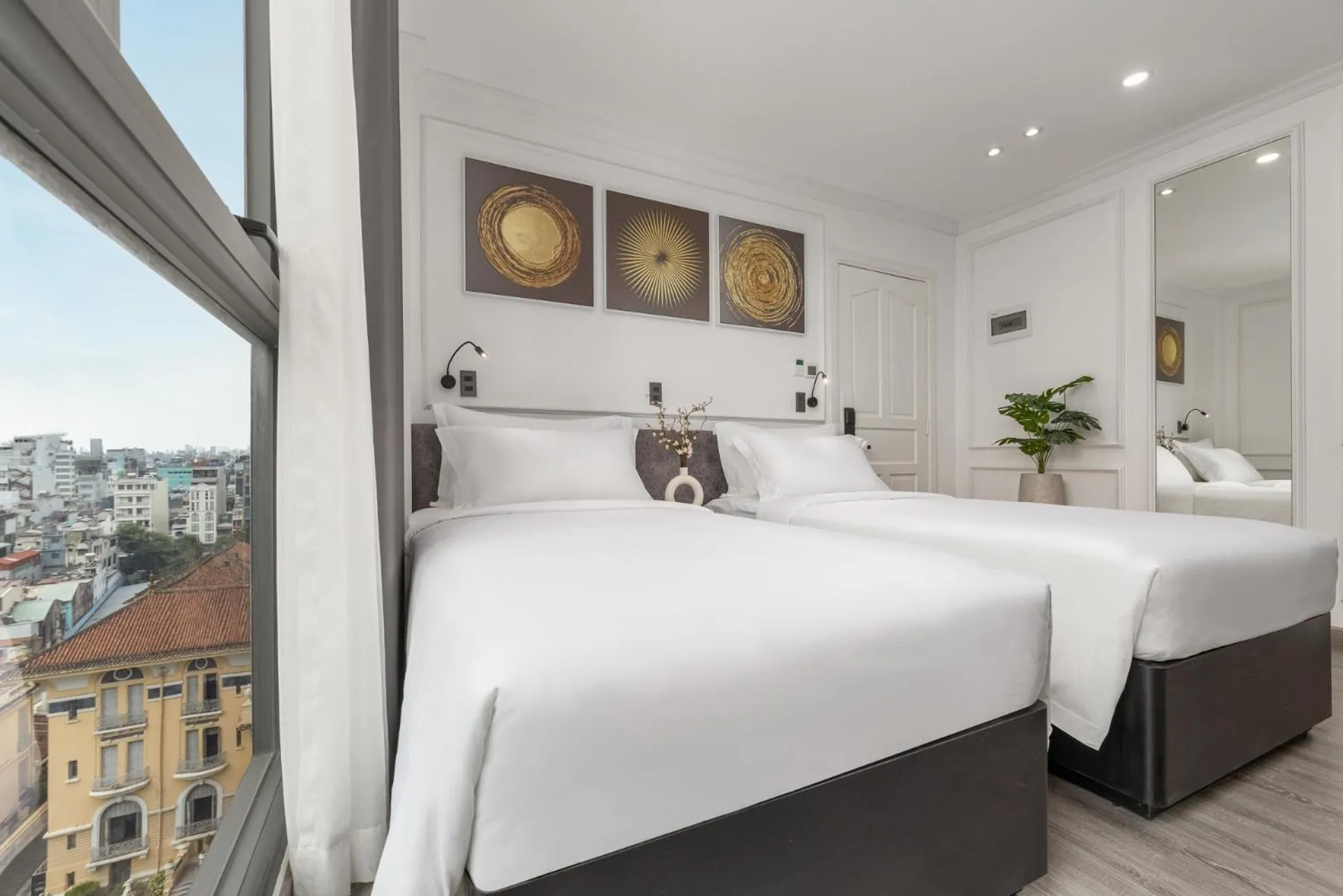 Bed in CityHouse- El Pino Realm at Metro Ben Thanh Market