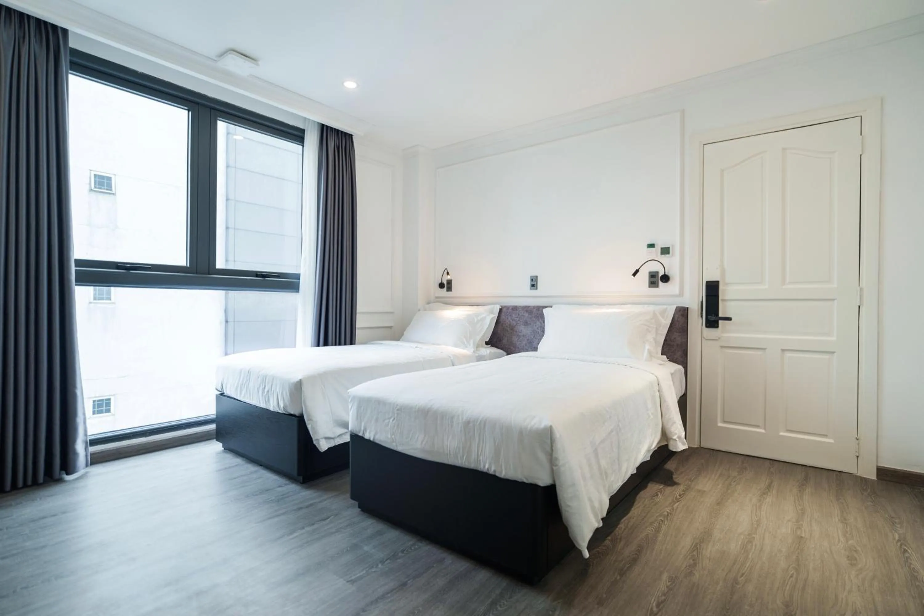 Bed in CityHouse- El Pino Realm at Metro Ben Thanh Market