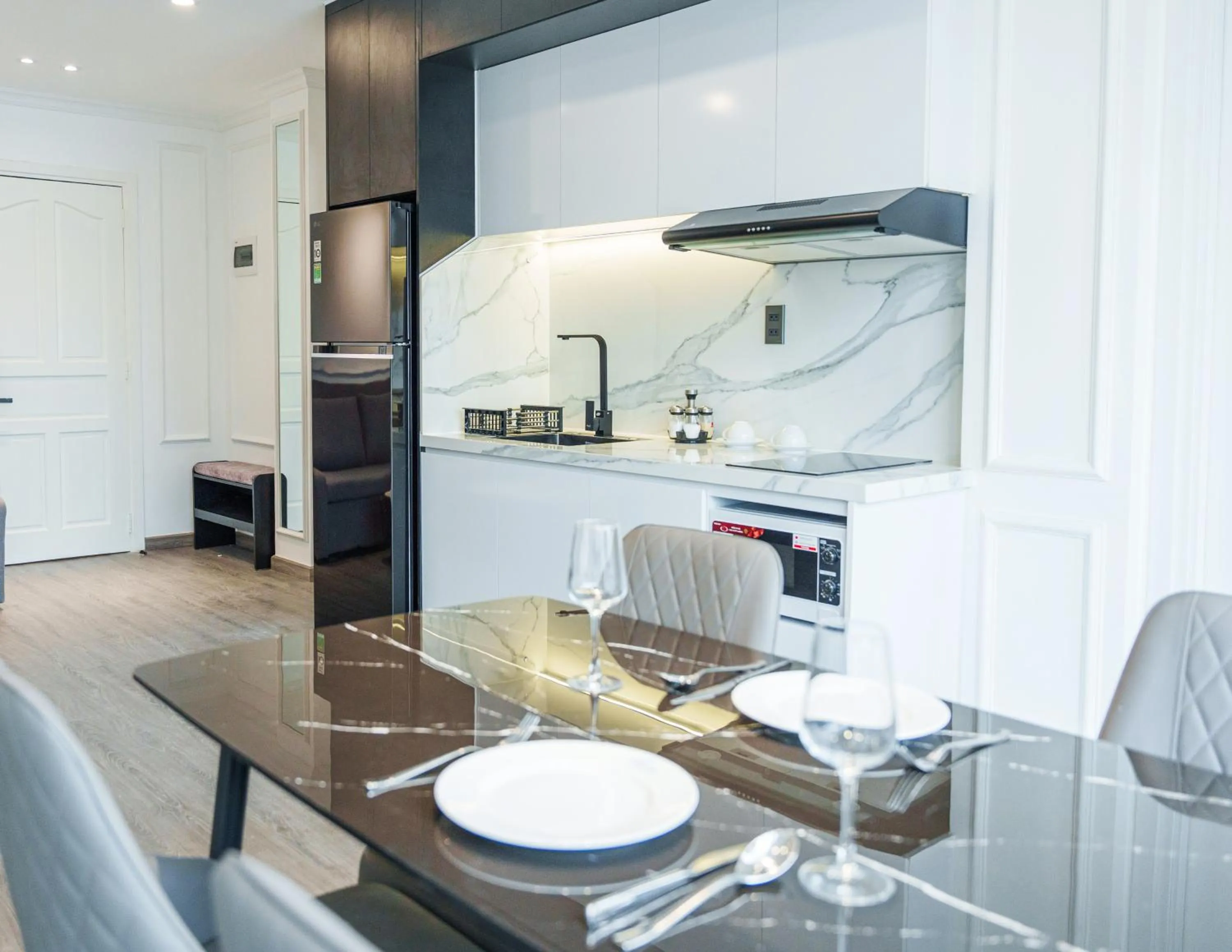 Kitchen or kitchenette in CityHouse- El Pino Realm at Metro Ben Thanh Market