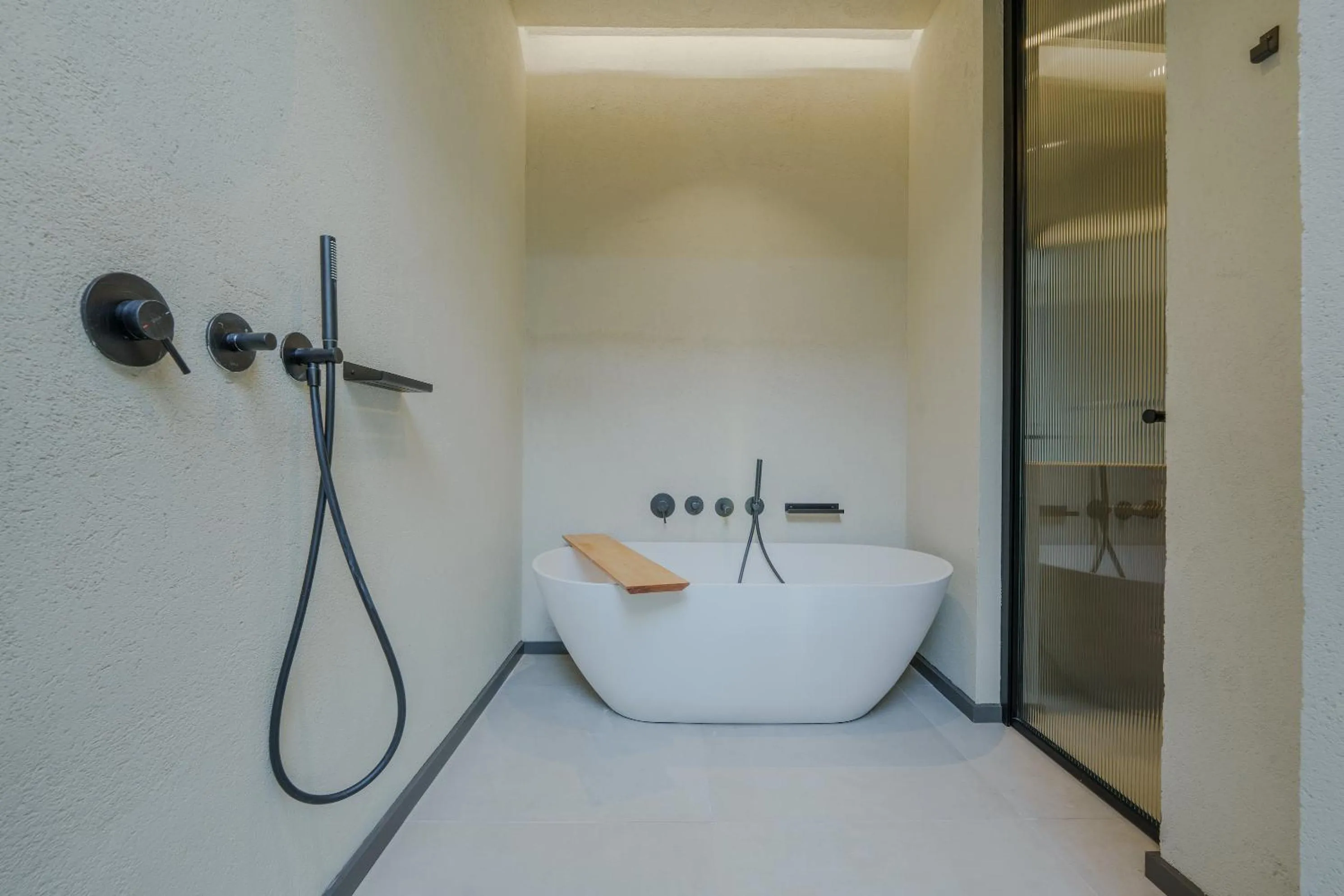 Shower in Silence Villas