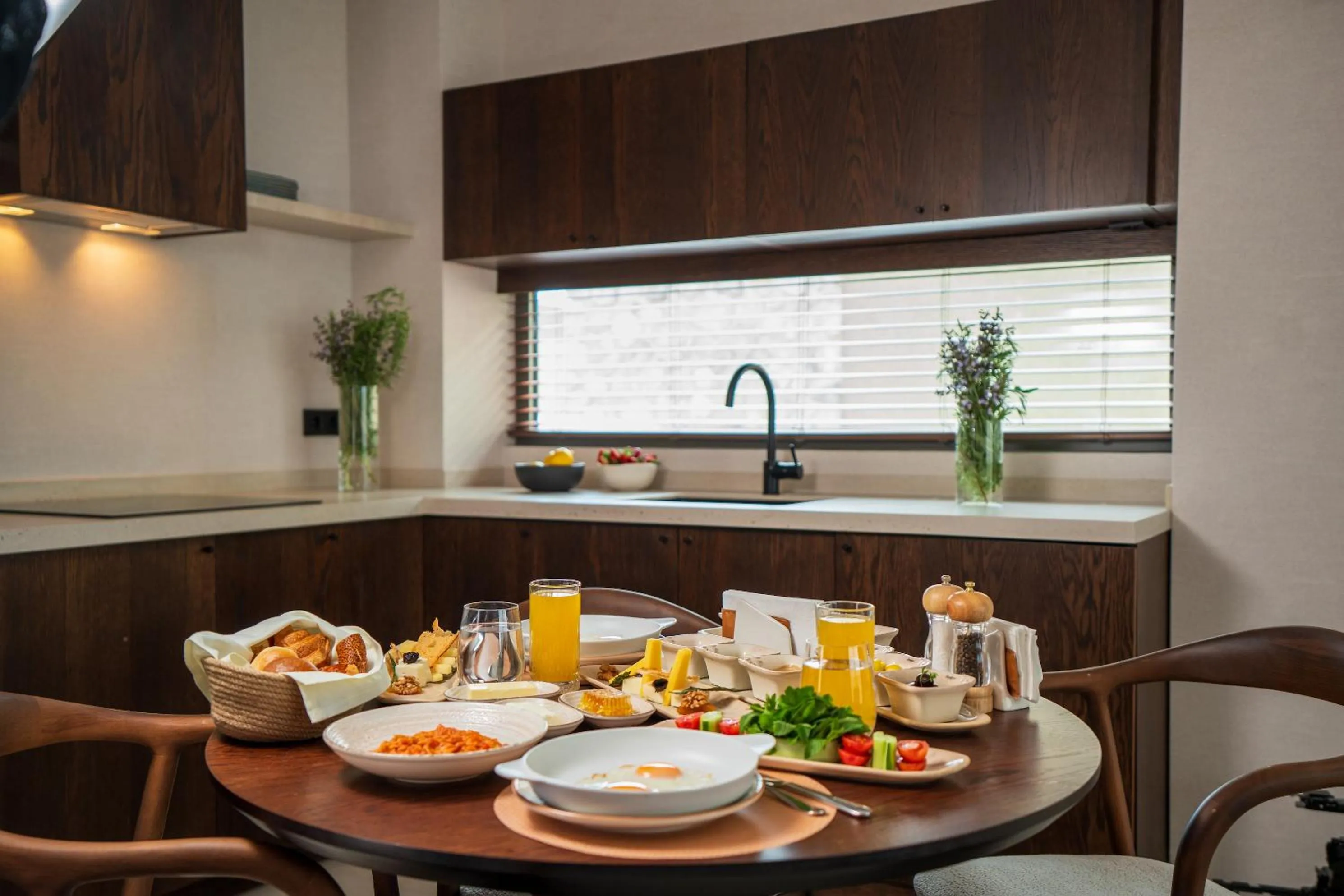 Kitchen or kitchenette in Silence Villas