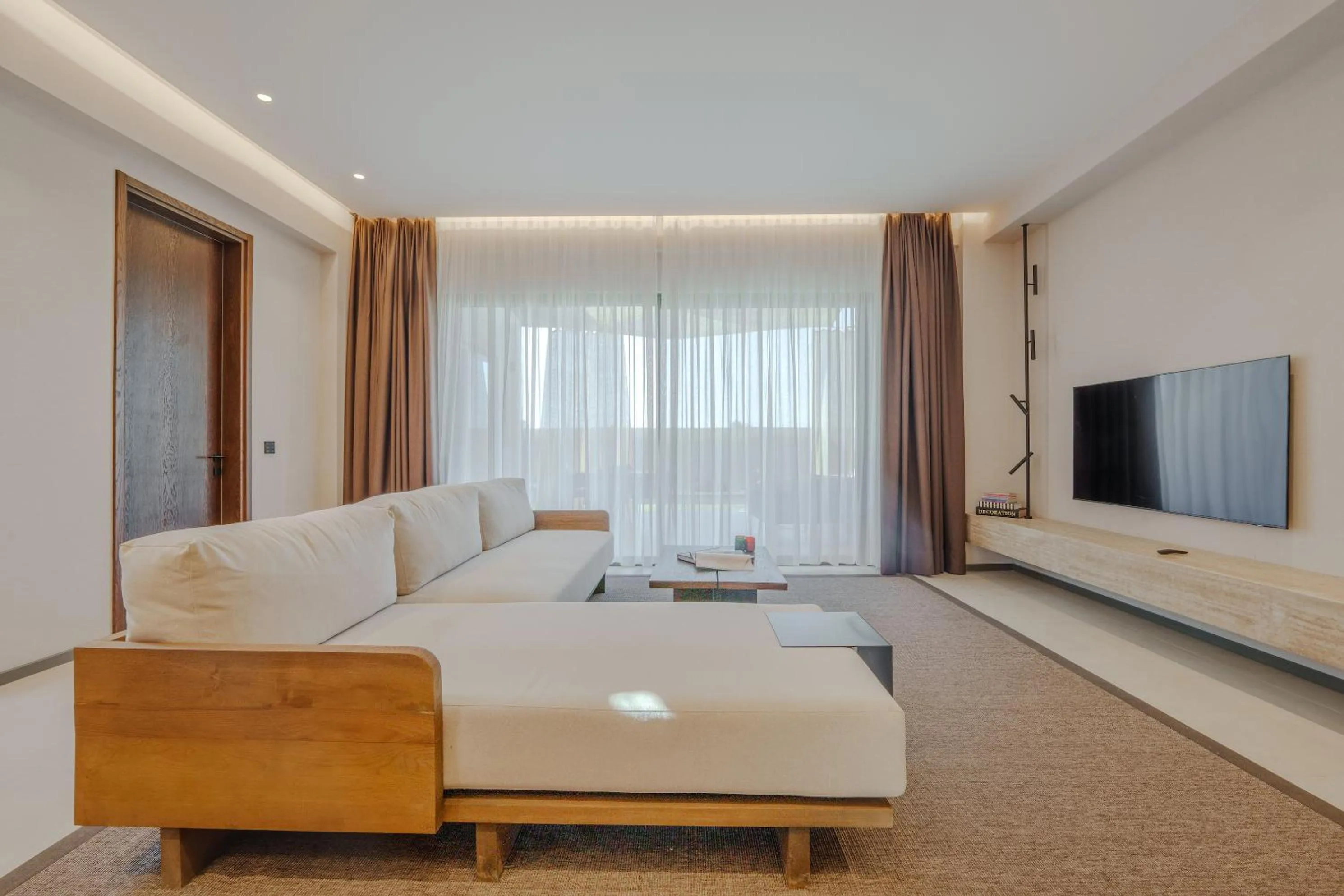 TV and multimedia in Silence Villas