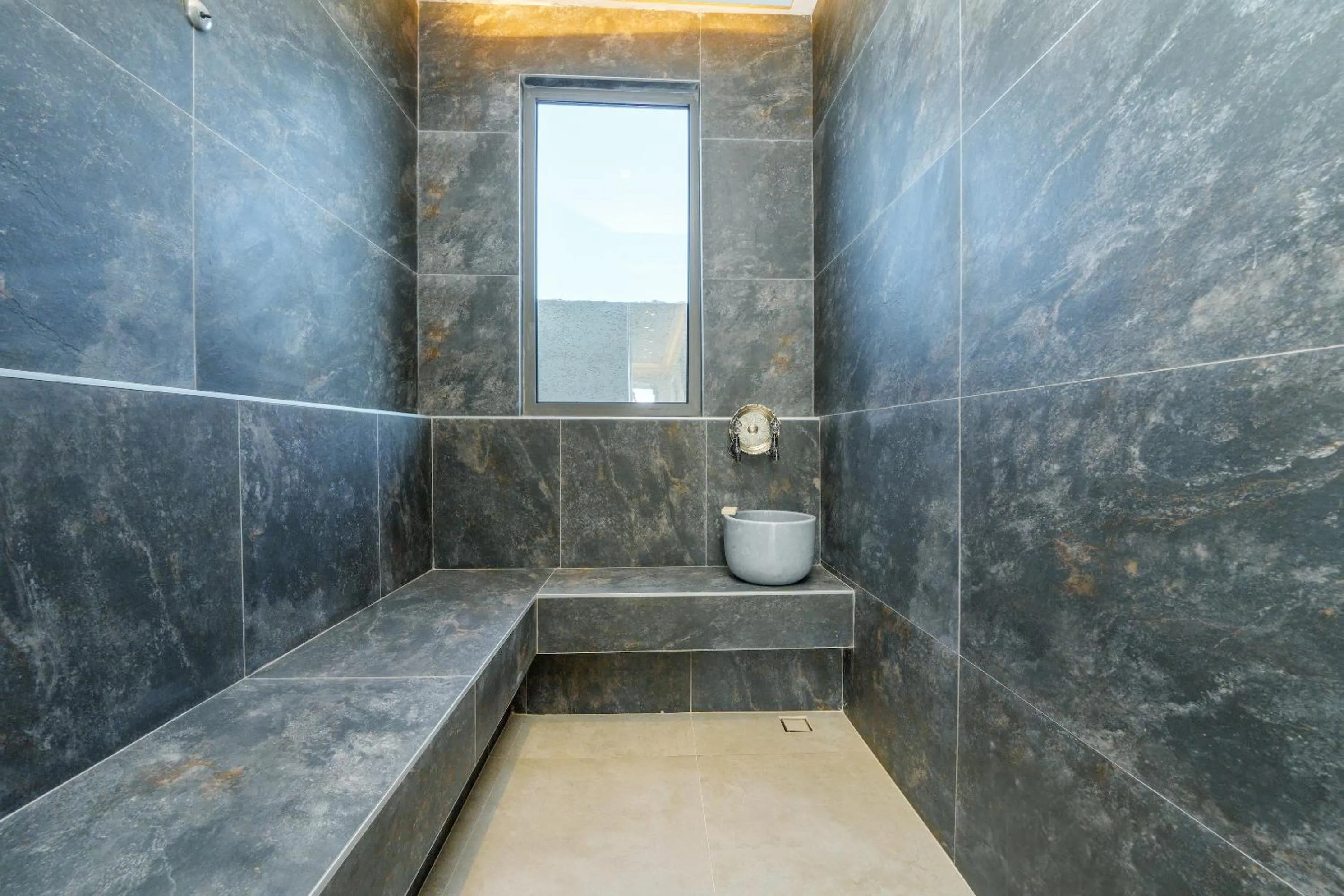 Steam room in Silence Villas