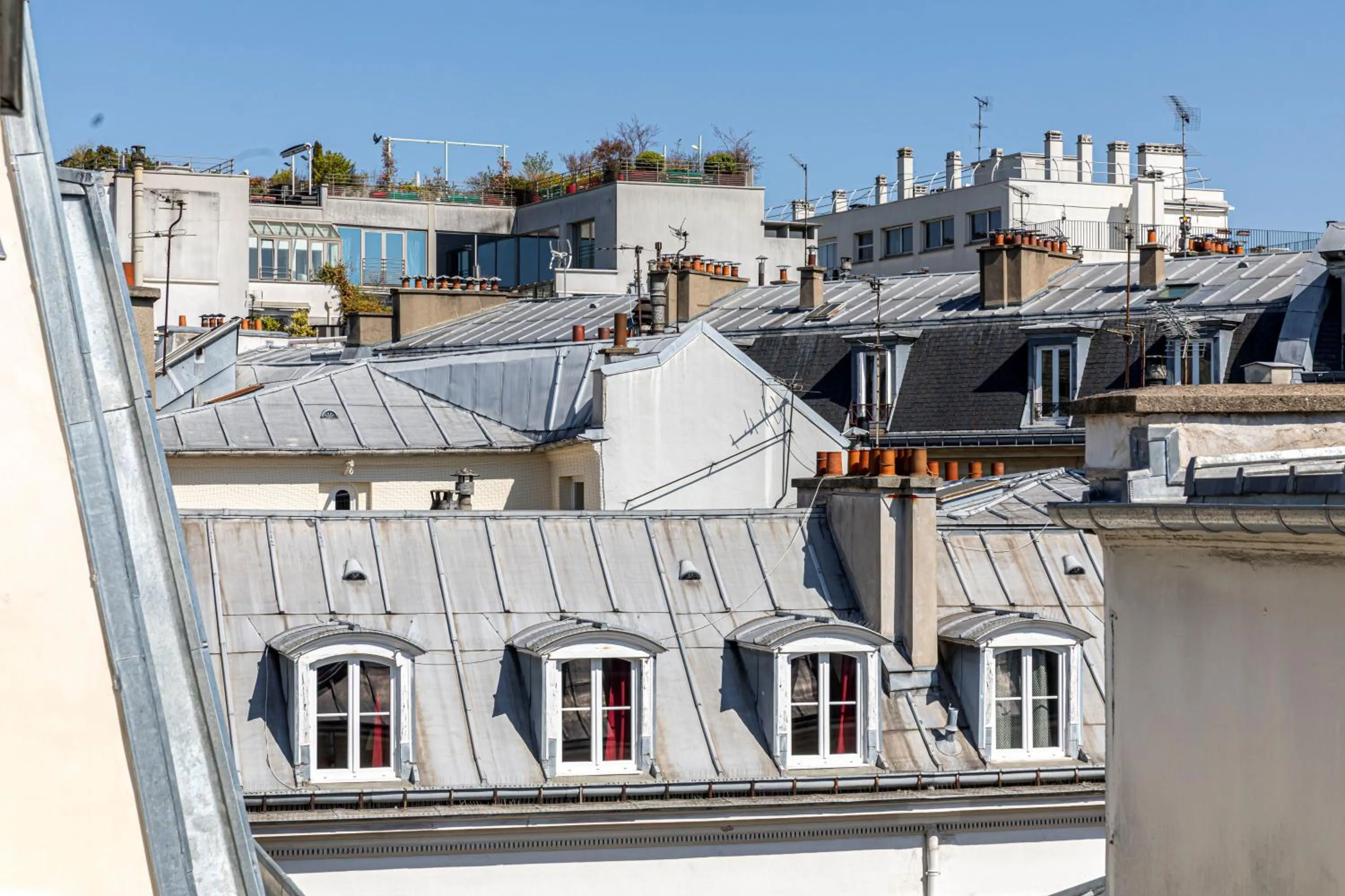 Neighbourhood in Villa SoPi Appart'Hotel by Patrick Hayat