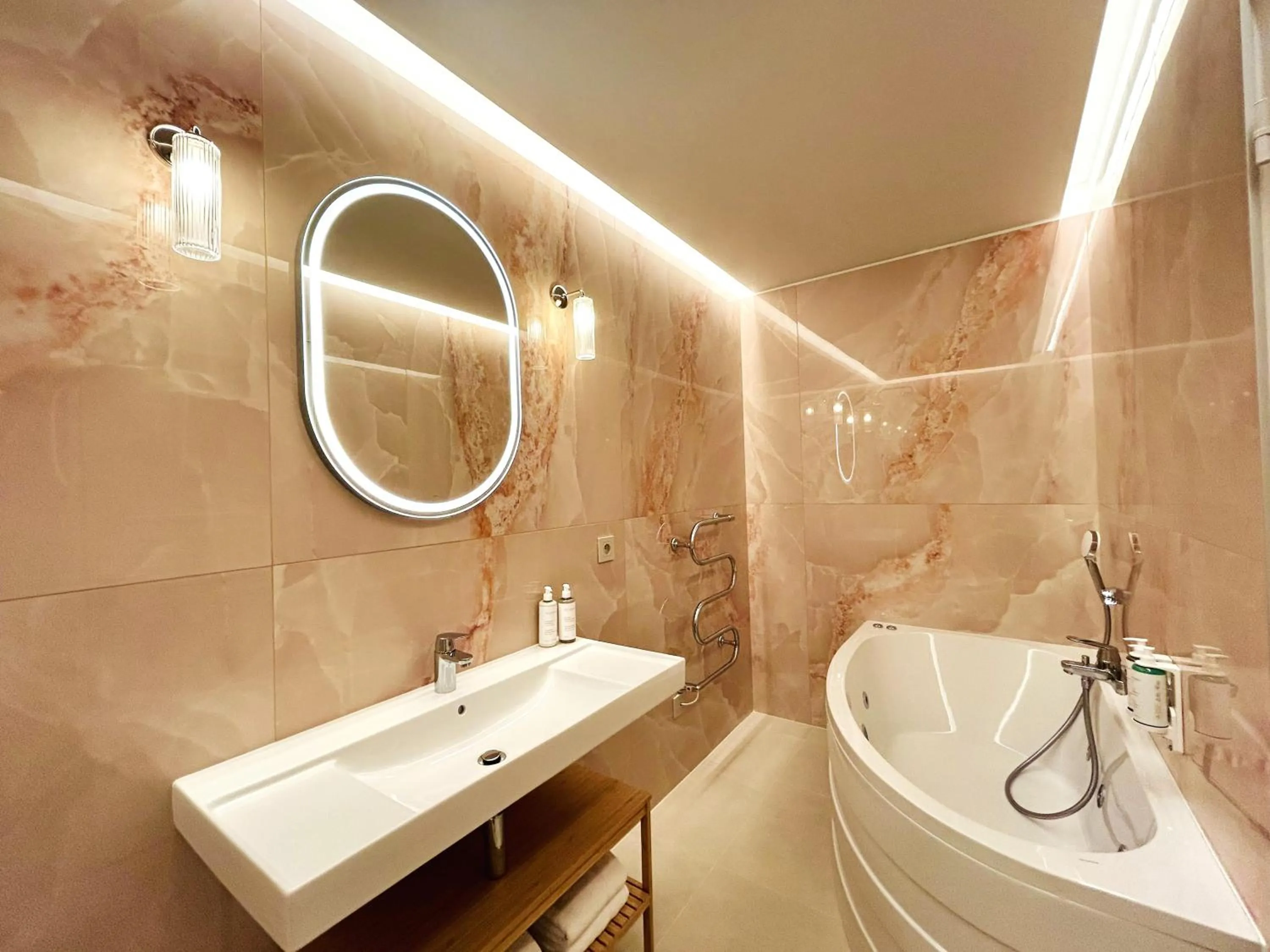 Bathroom in Villa SoPi Appart'Hotel by Patrick Hayat