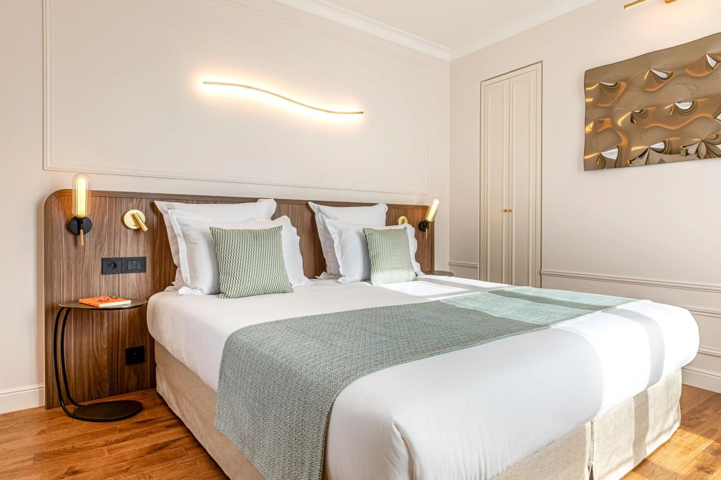 Bed in Villa SoPi Appart'Hotel by Patrick Hayat