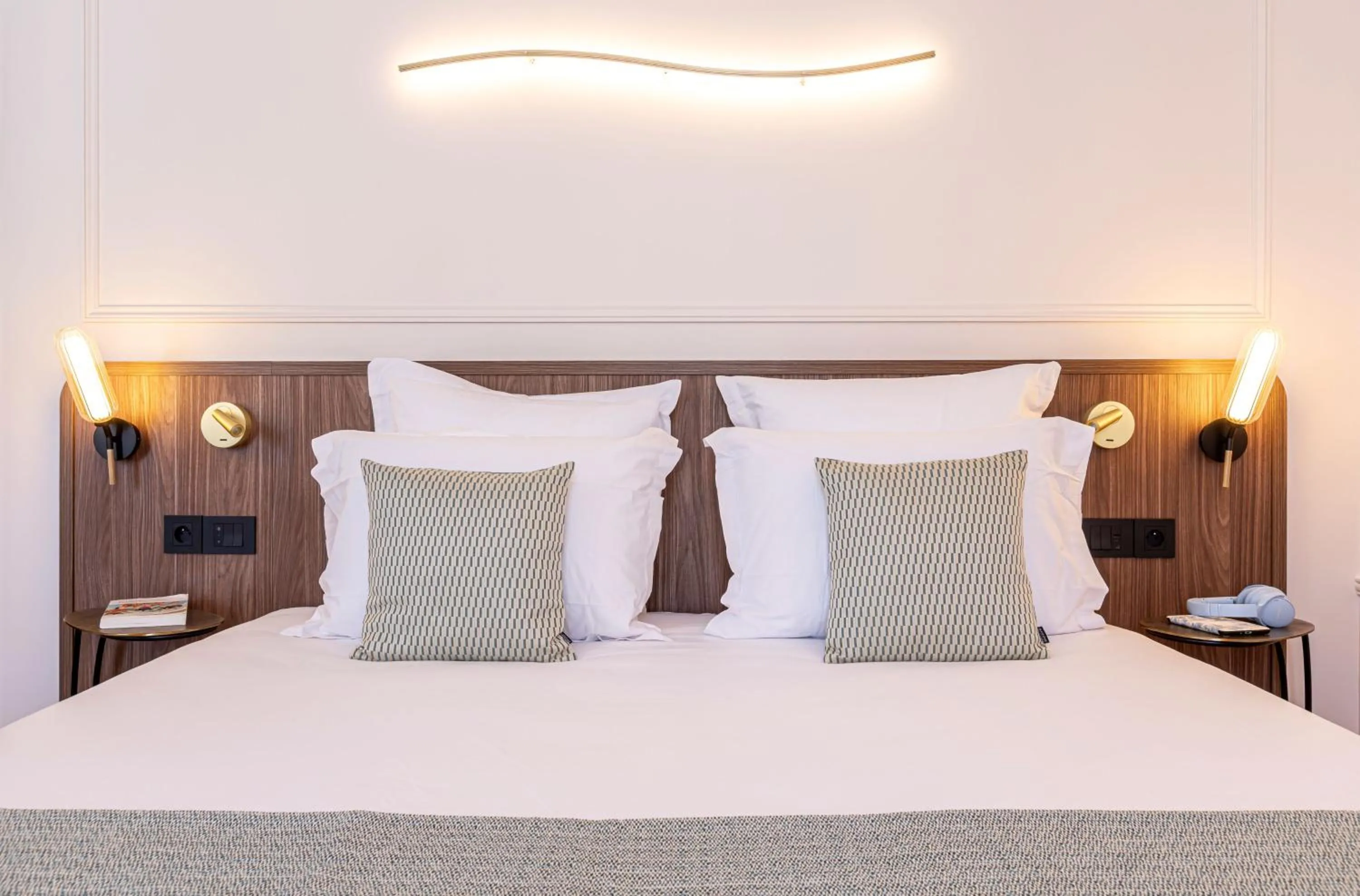 Bed in Villa SoPi Appart'Hotel by Patrick Hayat