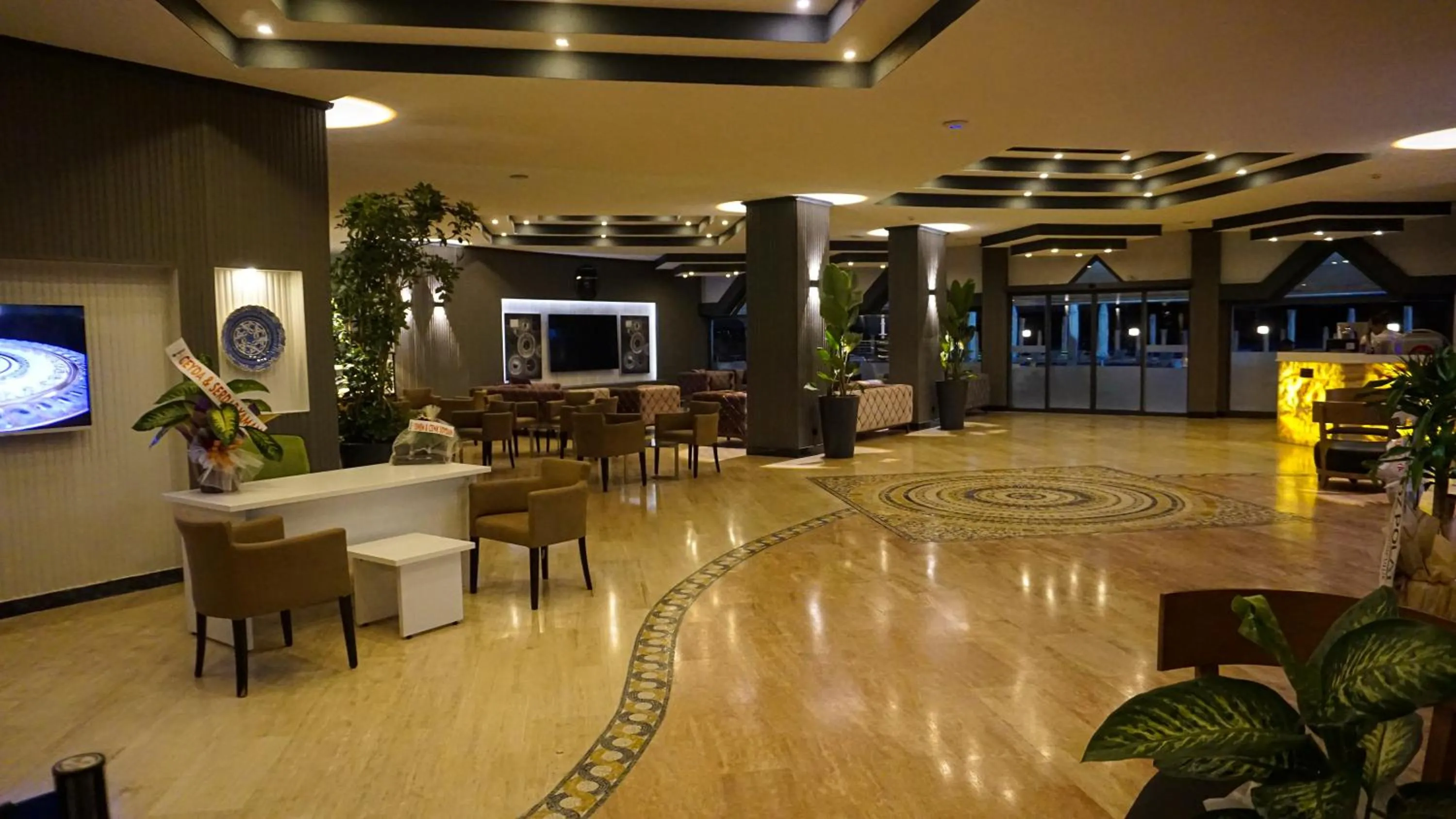 Lobby or reception in Roseira Beach Resort