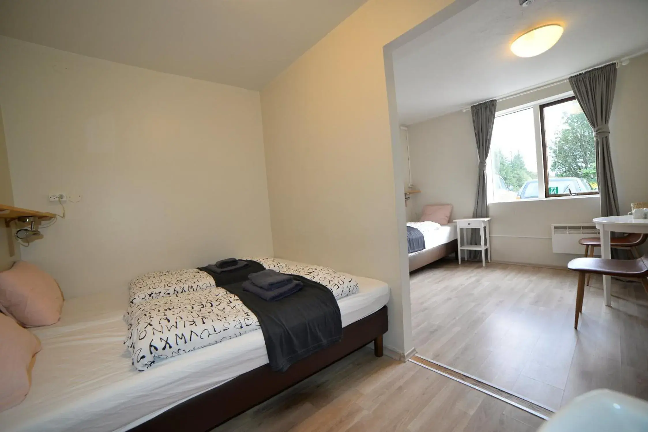 Triple Room with Shared Bathroom in Klausturhof Guesthouse Triple Room with Shared Bathroom in Klausturhof Guesthouse