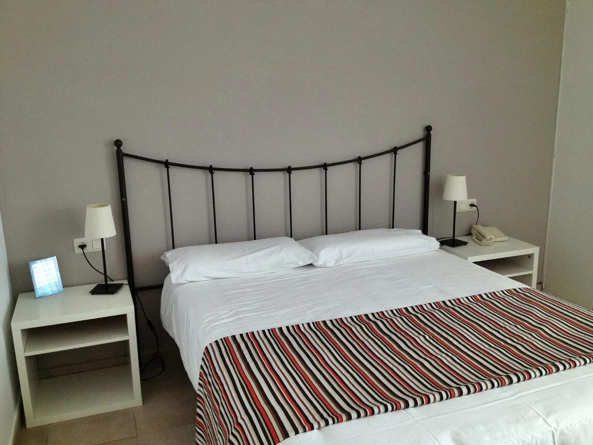 Bedroom, Bed in Casa Del Mar Hotel & Apartaments