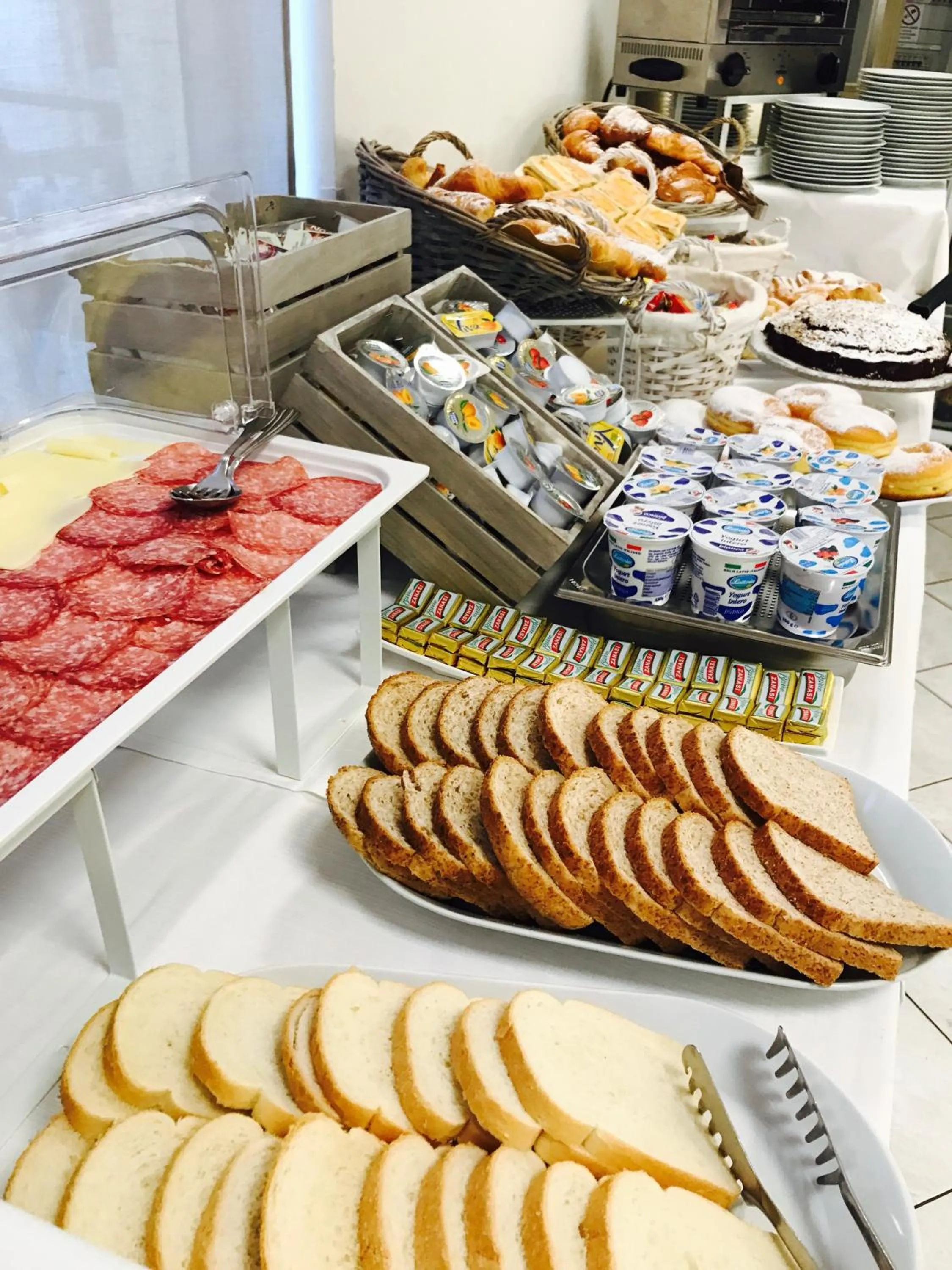 Breakfast in Hotel Astra