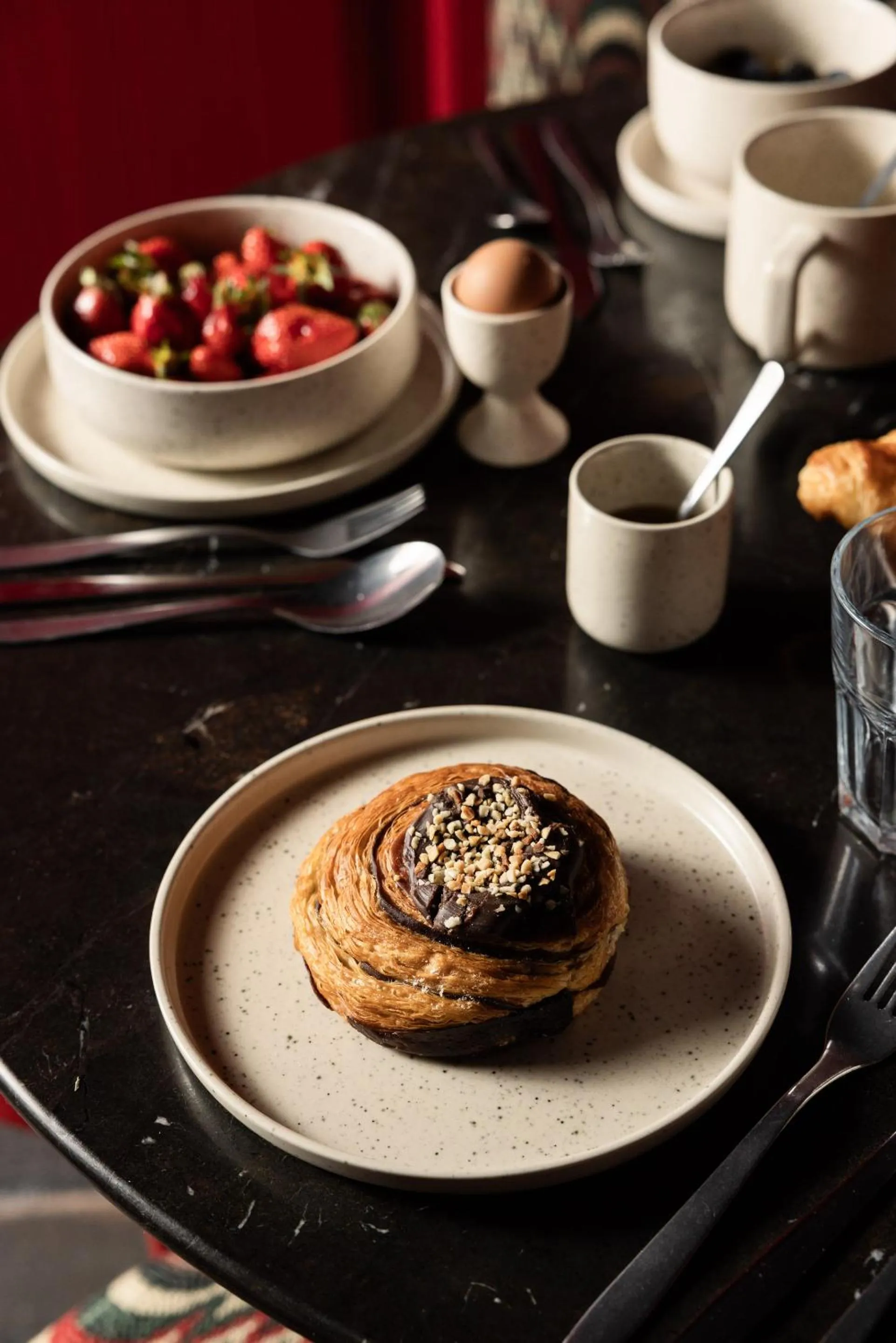 Dining area in 1.75 Paris Le Charme