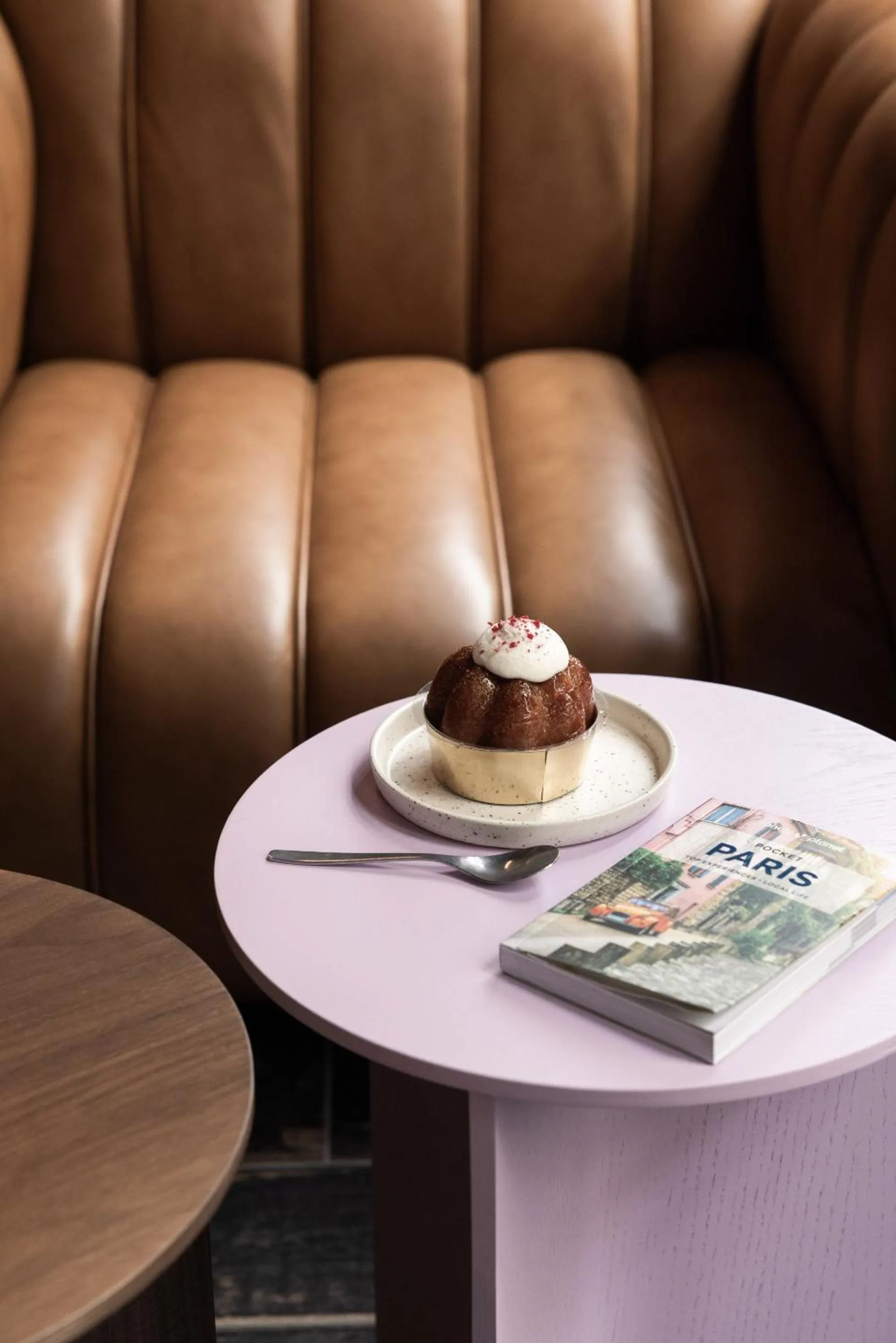 Lobby or reception in 1.75 Paris Le Charme