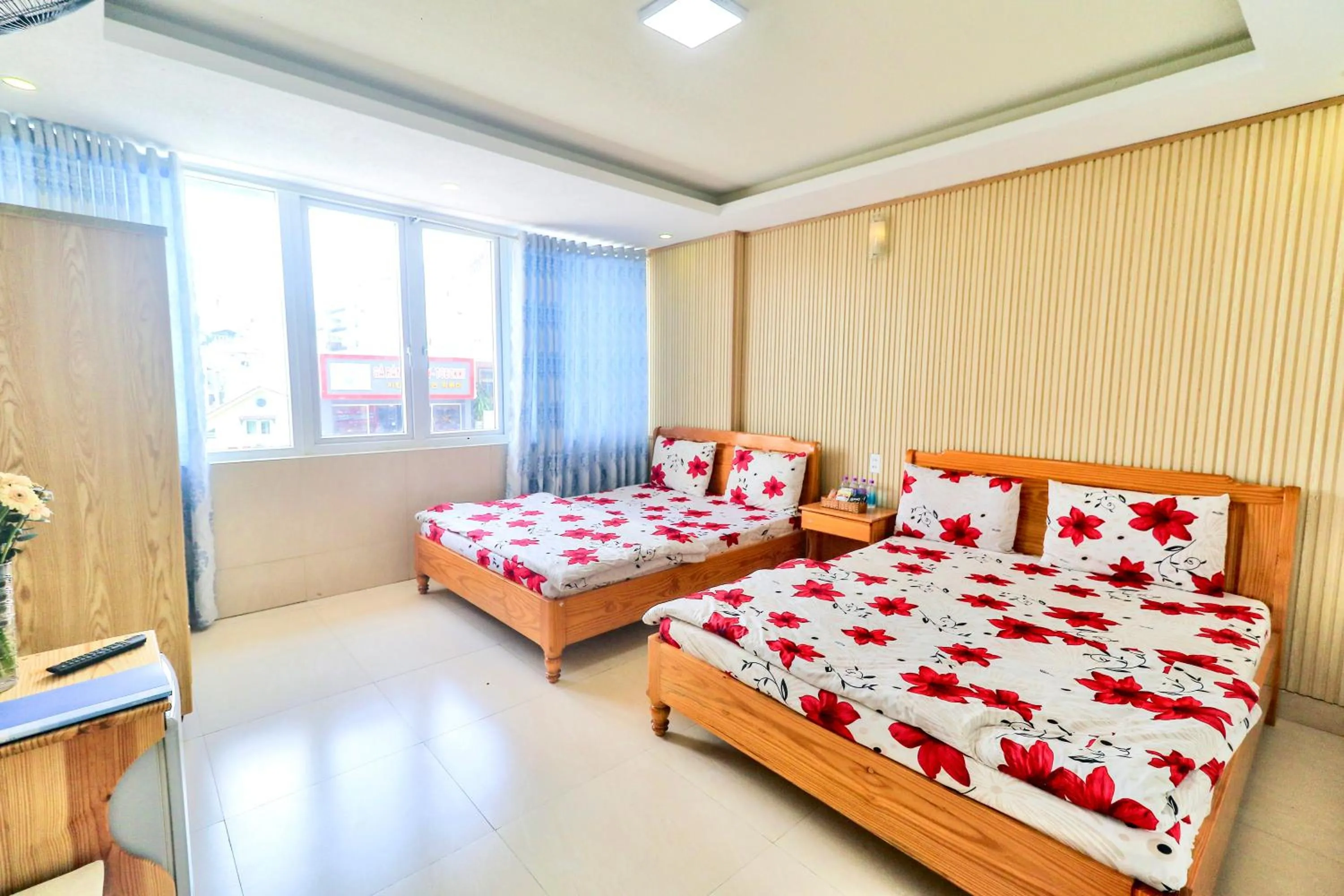 Bed in Hoang Nguyen Hotel