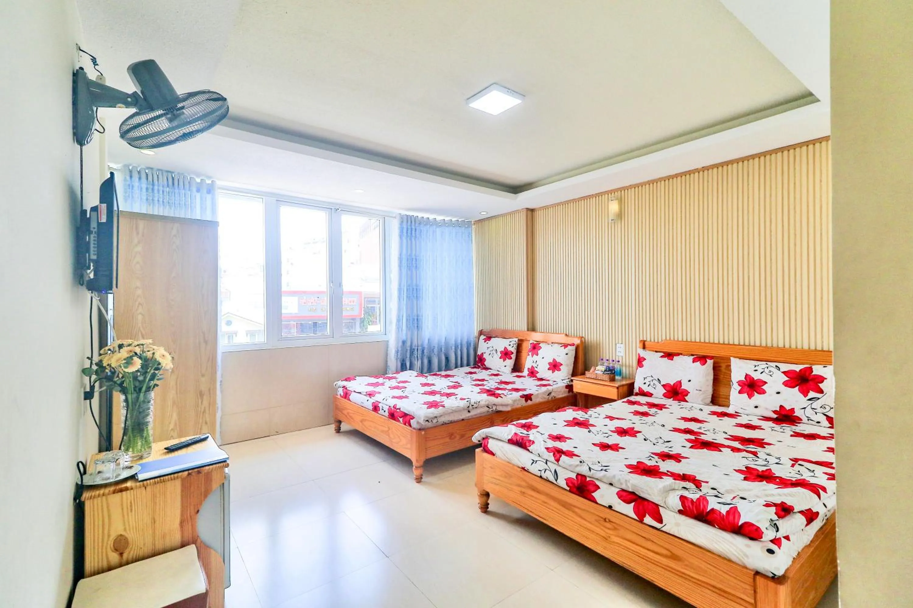 Bed in Hoang Nguyen Hotel