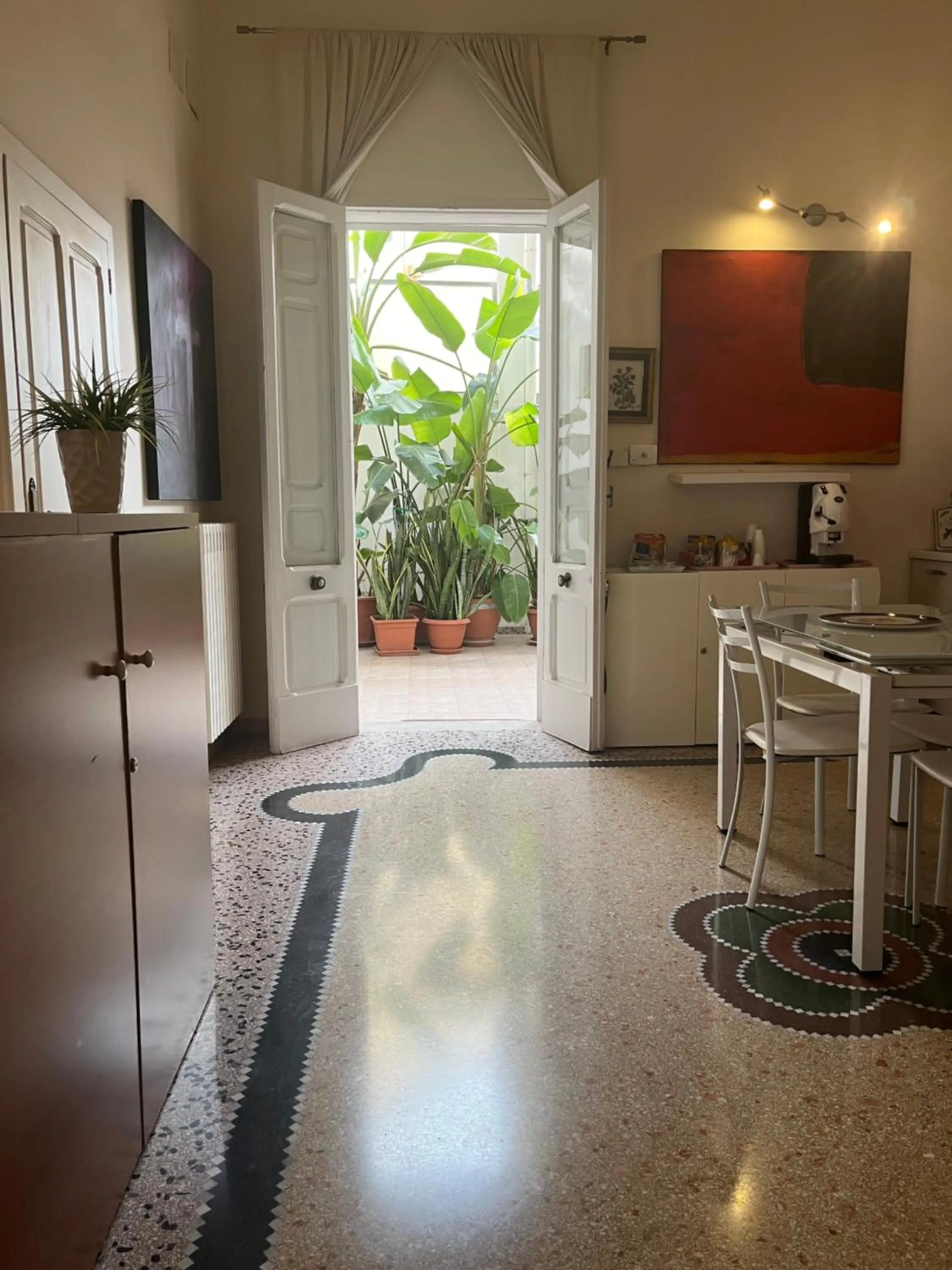 Dining area in Salento b&b Trepuzzi