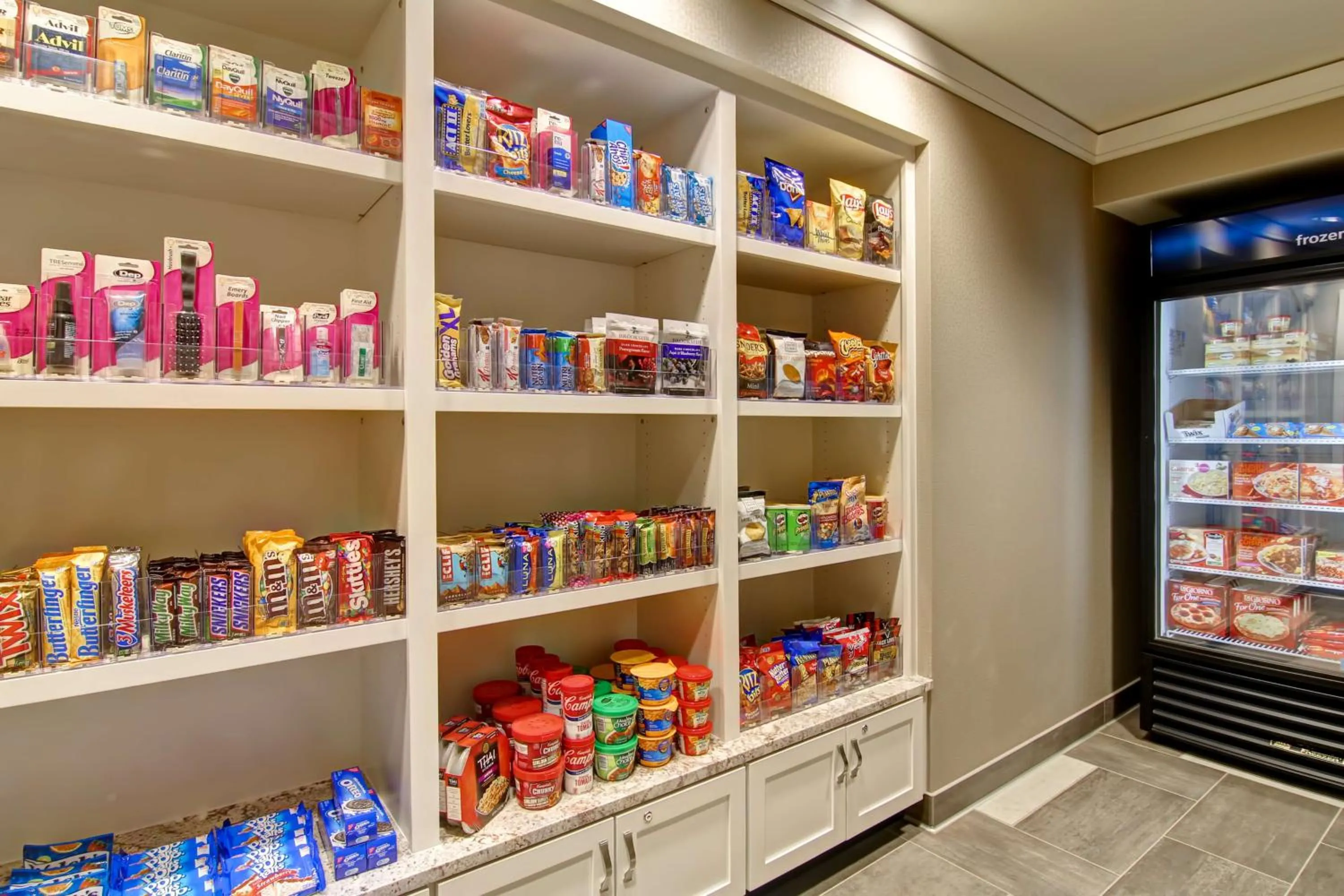 Restaurant/places to eat in Hampton Inn and Suites Cincinnati - Downtown