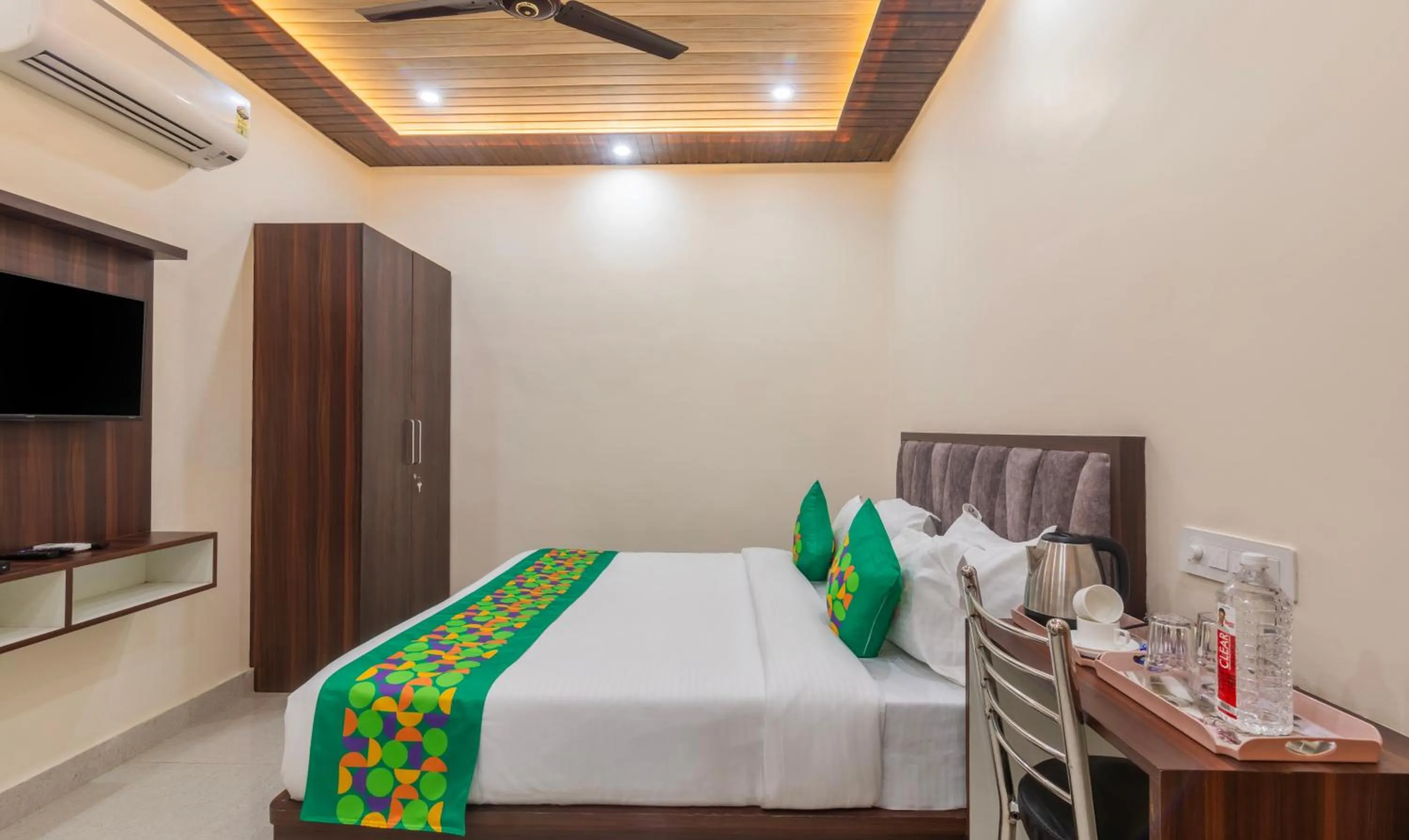 Bedroom, Bed in Treebo Golden Kashi