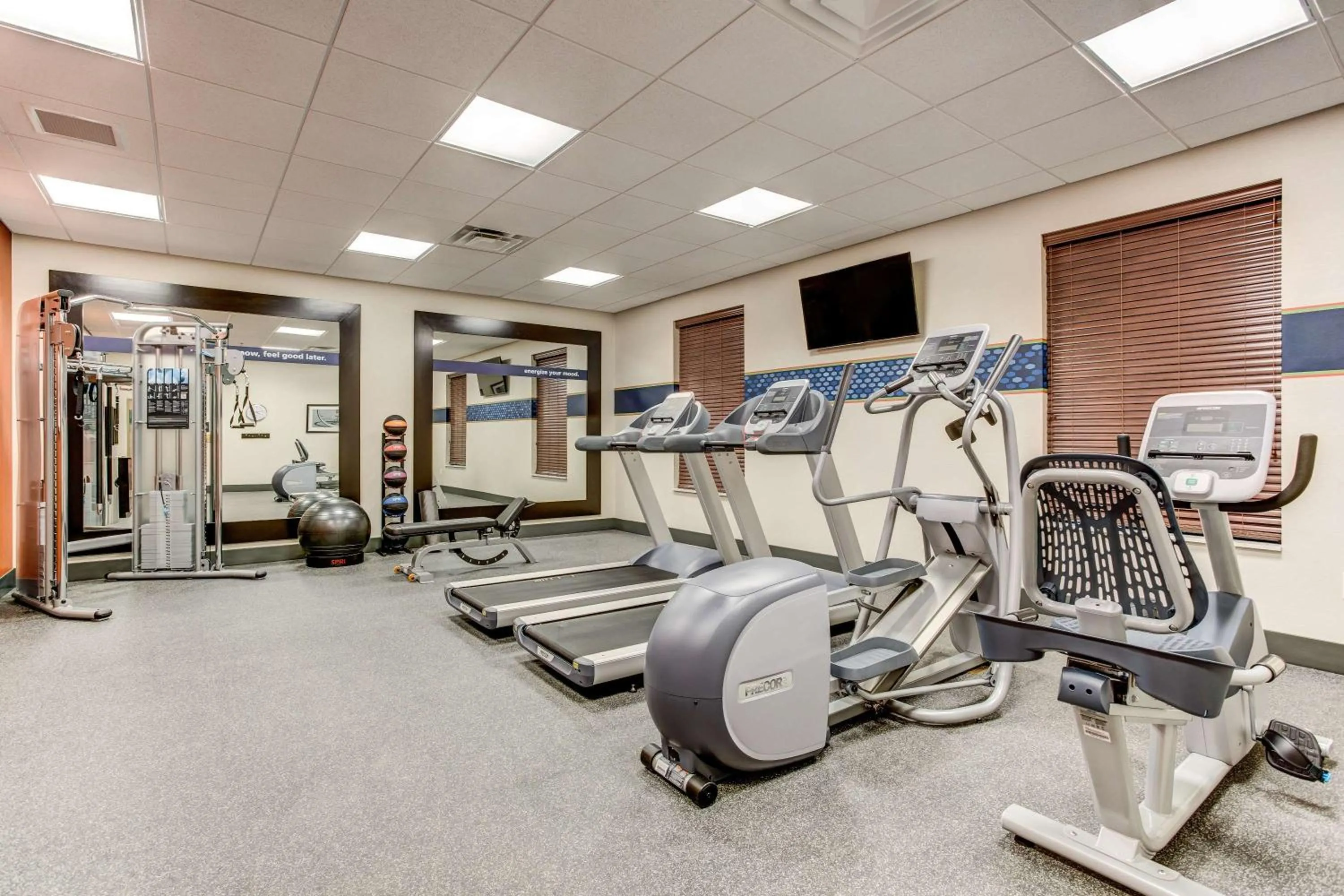 Fitness centre/facilities in Hampton Inn & Suites Manchester, TN