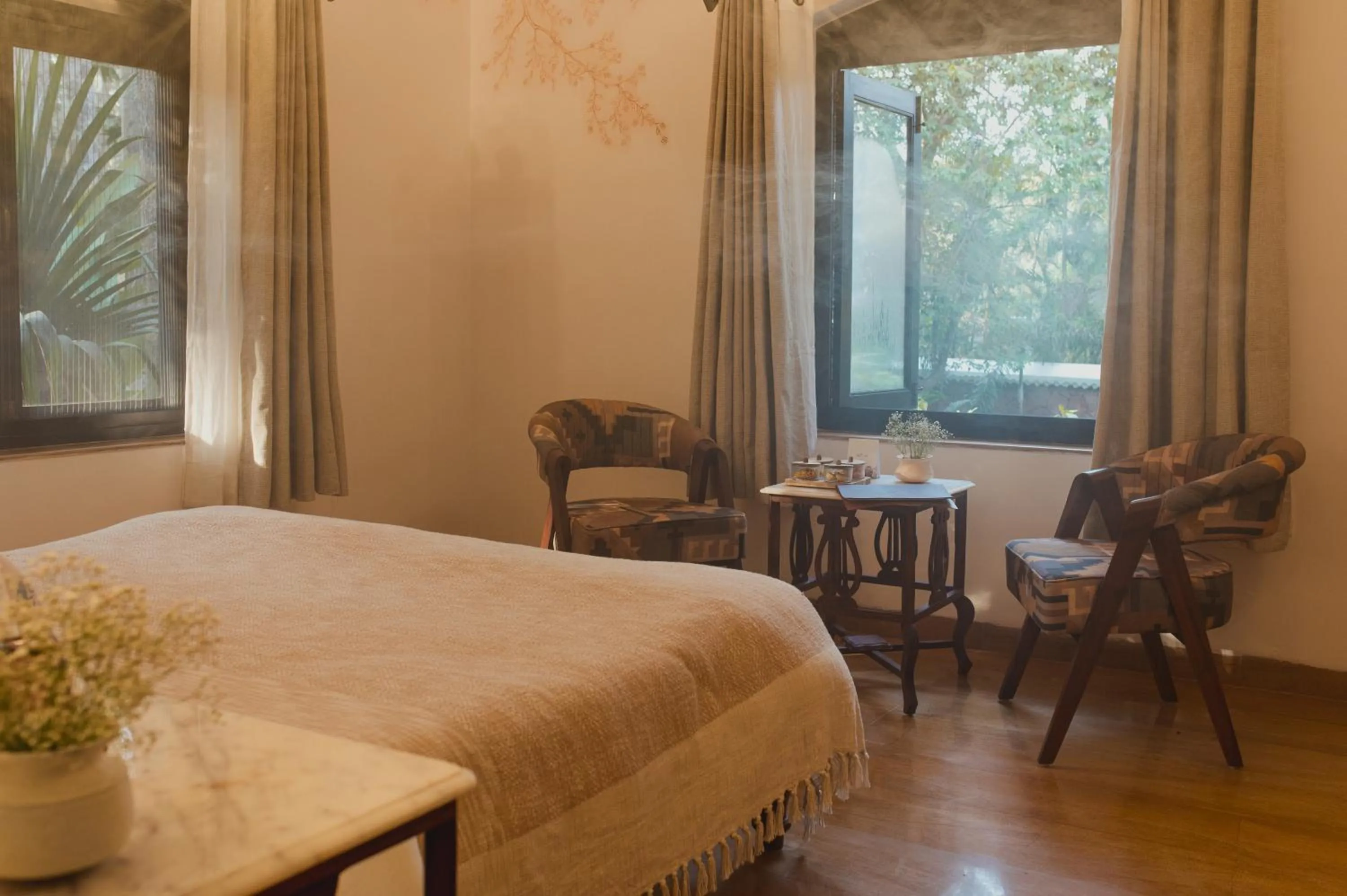 Photo of the whole room, Bed in Brij Paraiso Saligao, Goa - An Indo-Portuguese Villa