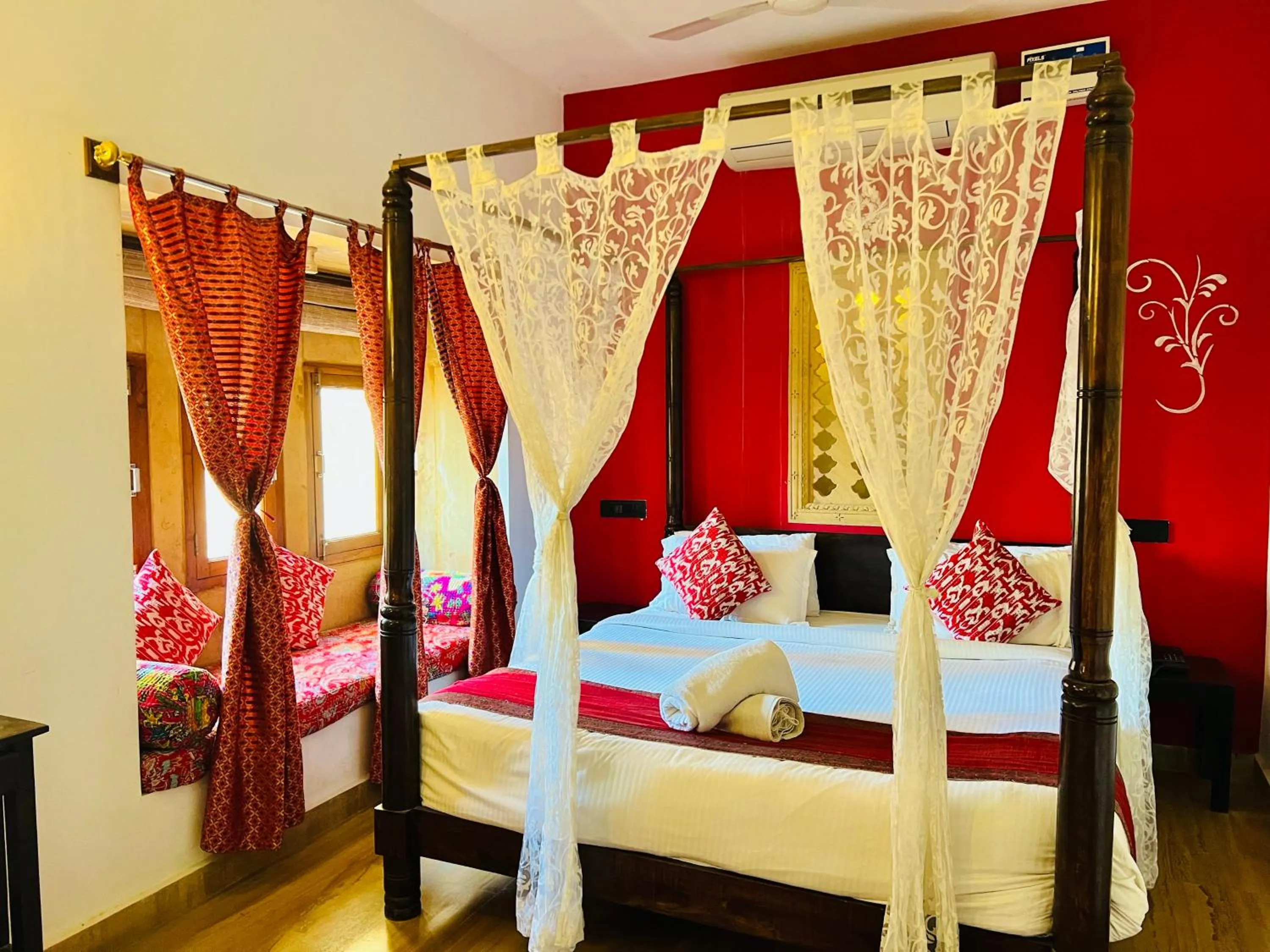 Bedroom, Bed in Hotel Jaisan Haveli