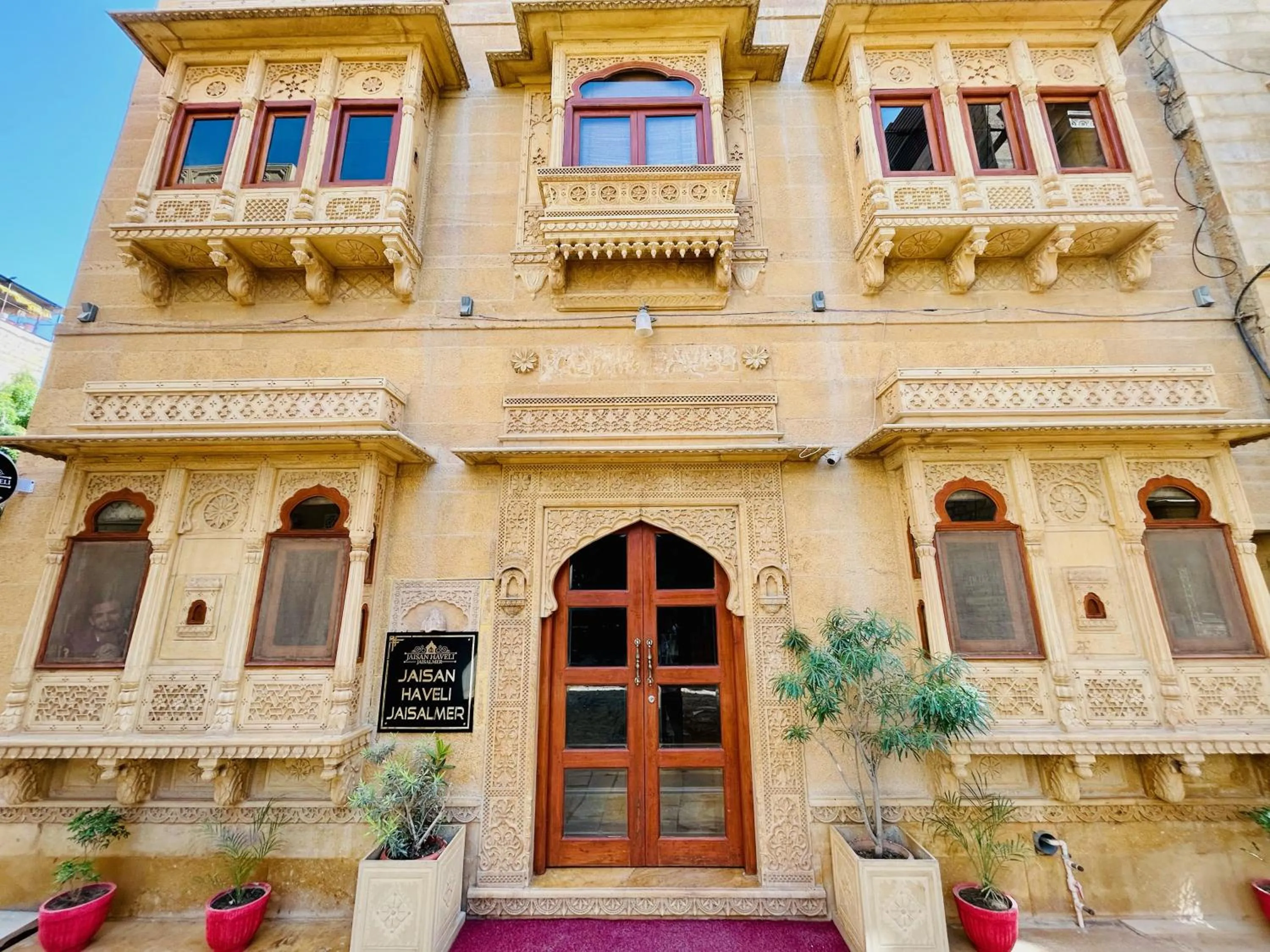 Property building in Hotel Jaisan Haveli
