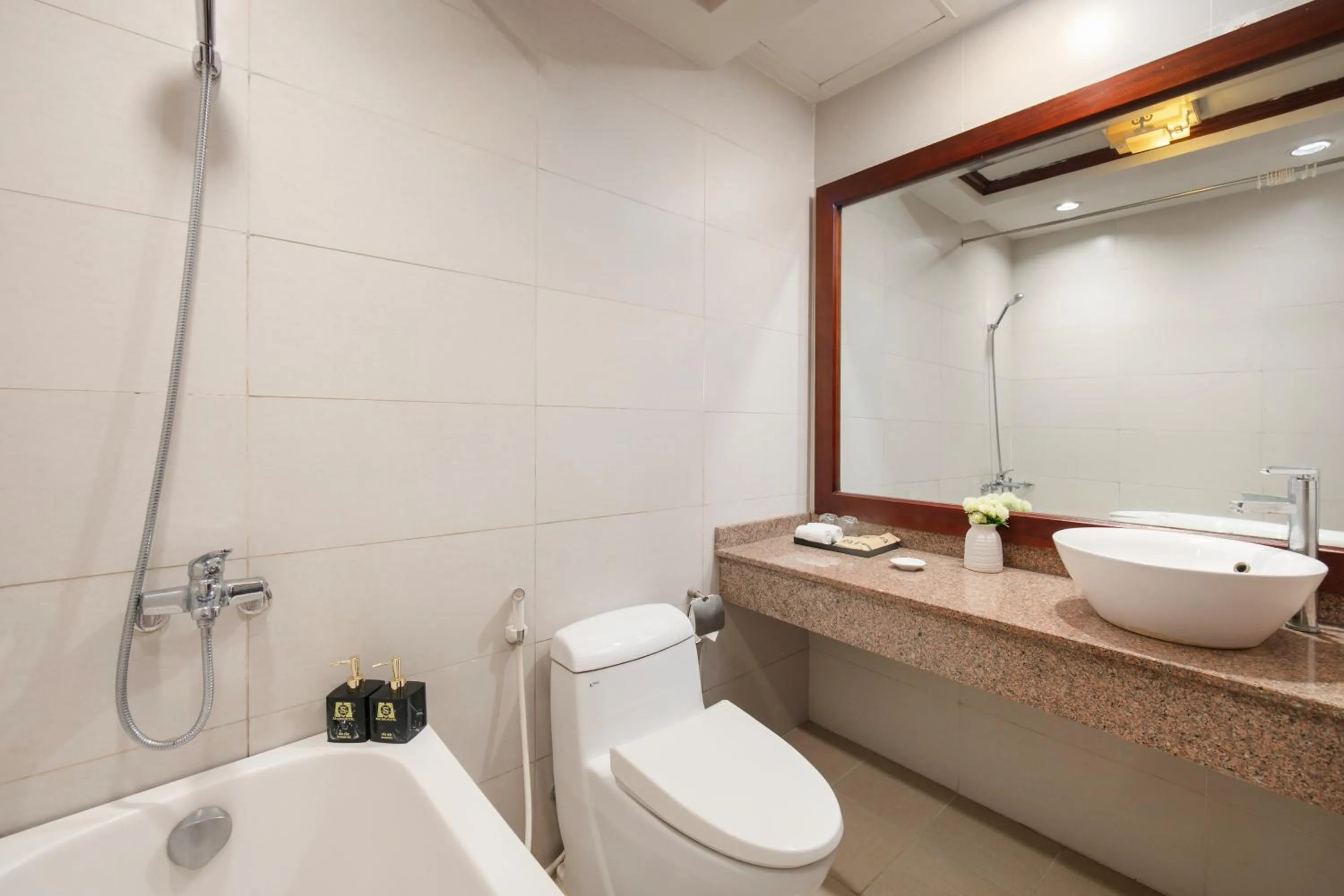 Shower in Sao Mai Boutique Hotel