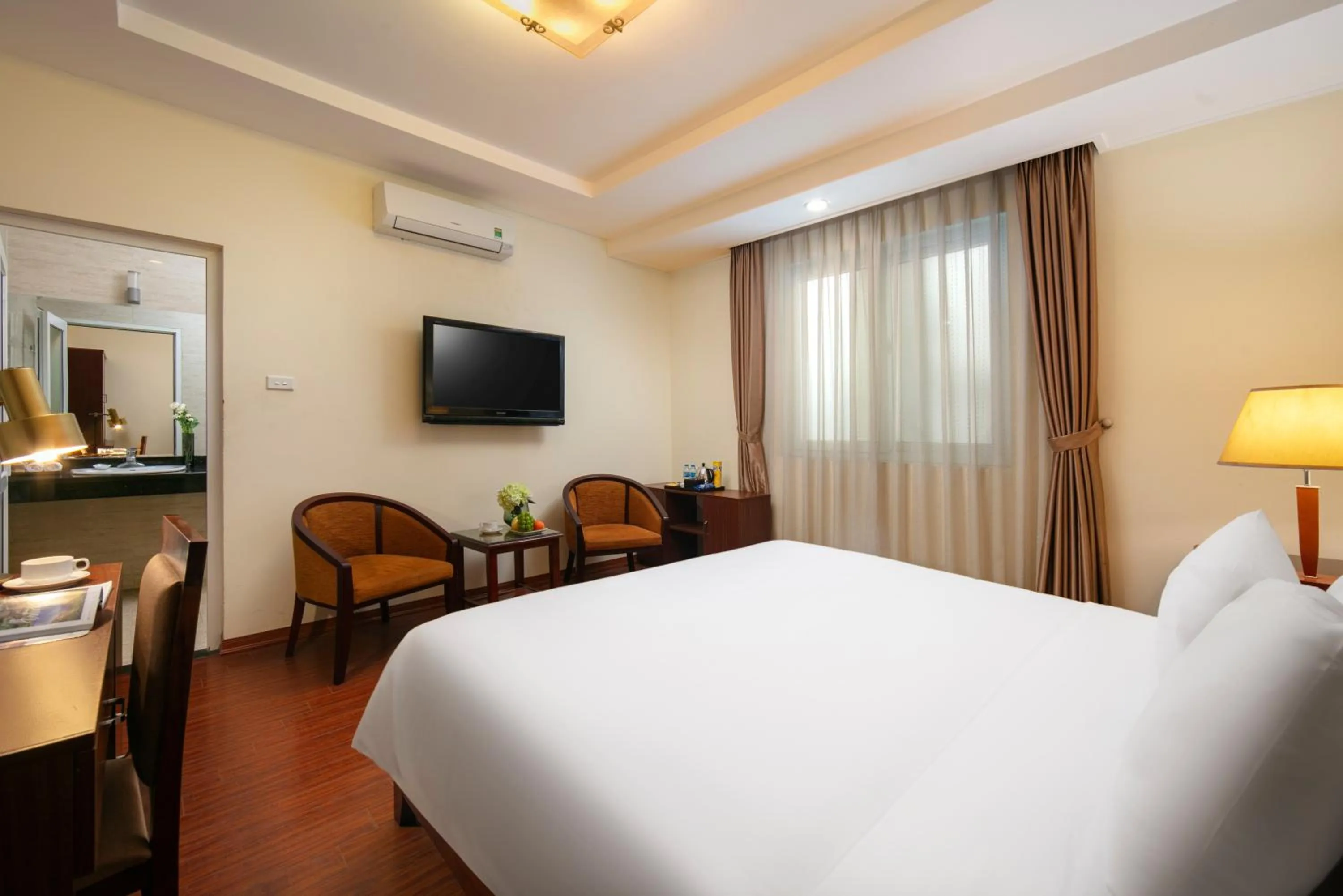 Photo of the whole room, Bed in Sao Mai Boutique Hotel