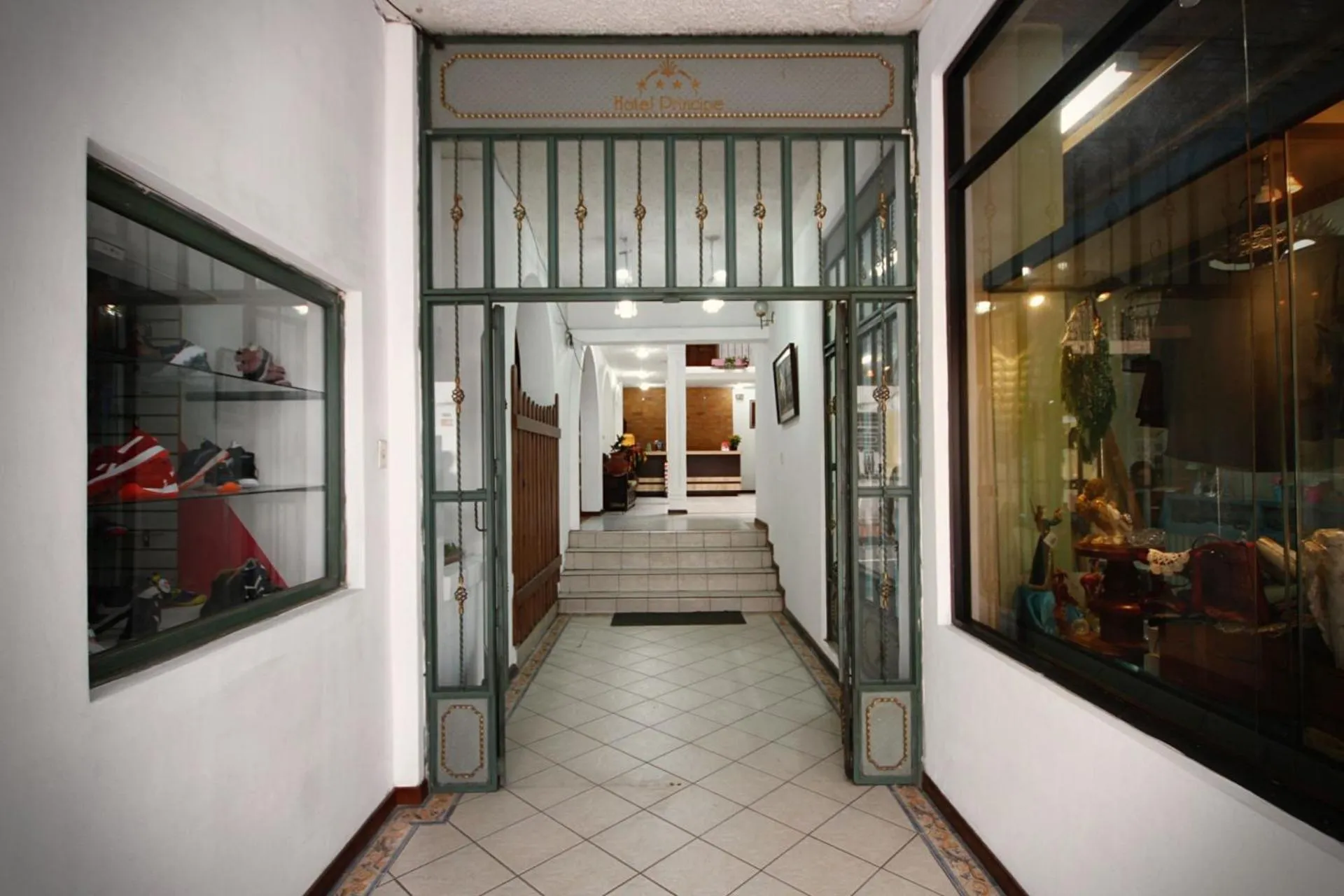 Facade/entrance, Bed in Aleros Hotel Boutique